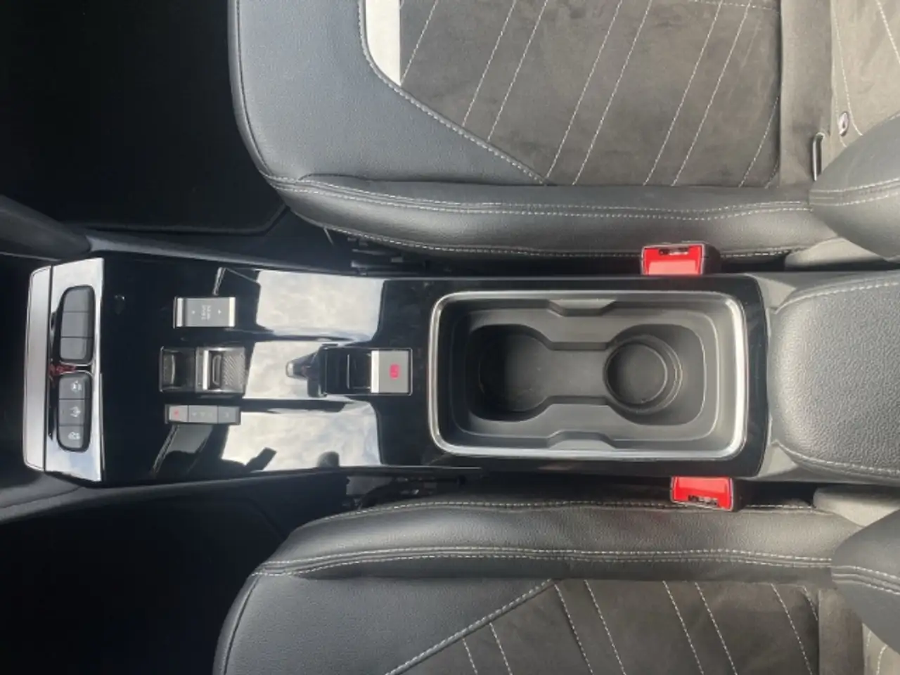 Opel Mokka GS Line 1.2 Turbo LED - Rückfahrkamera - Apple Car — معرض صور السيارة 24