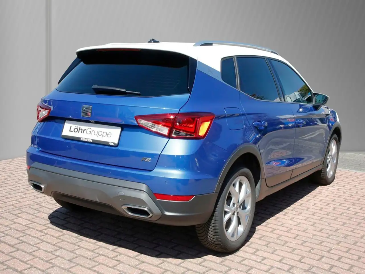SEAT Arona 1.5 TSI DSG FR 17" ACC SH LED SideAssist — معرض صور السيارة 4