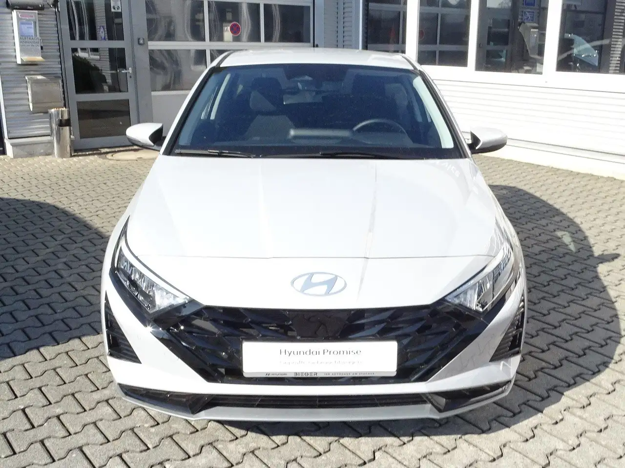 Hyundai i20 1.0 T-GDI 48V-Hybrid Prime Navi SHZ LKHZ WKR ALU — Vehicle gallery 2