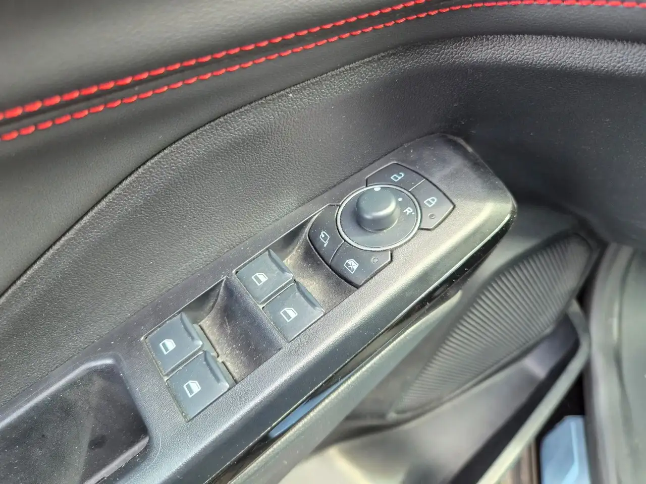 Ford Puma ST-Line X/Navi/Kamera/Leder/1.Hand/Garantie — Galerie du véhicule 26