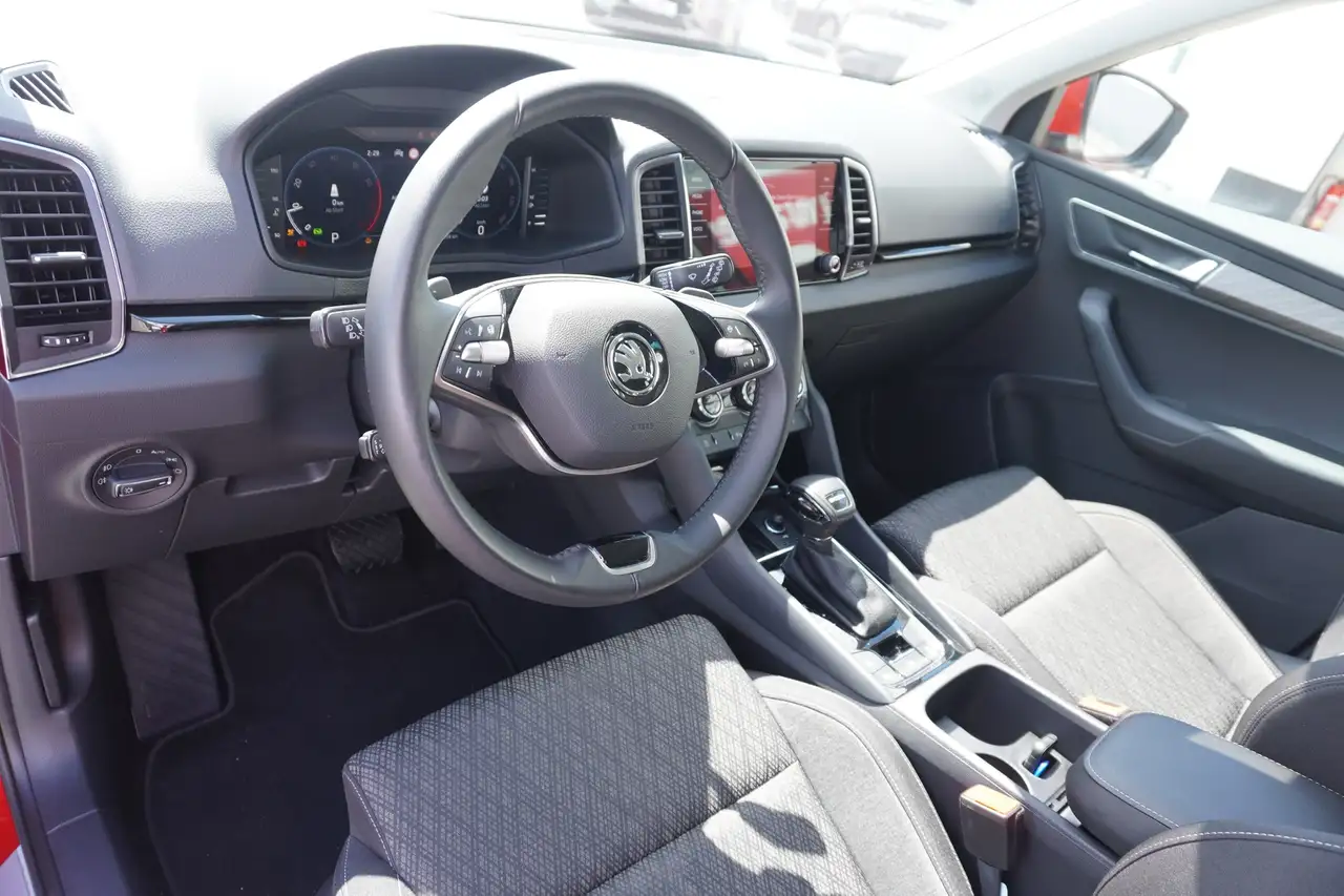 Skoda Karoq 1.5 TSI DSG LED Kamera 4xSitzheizung — Galerie du véhicule 8