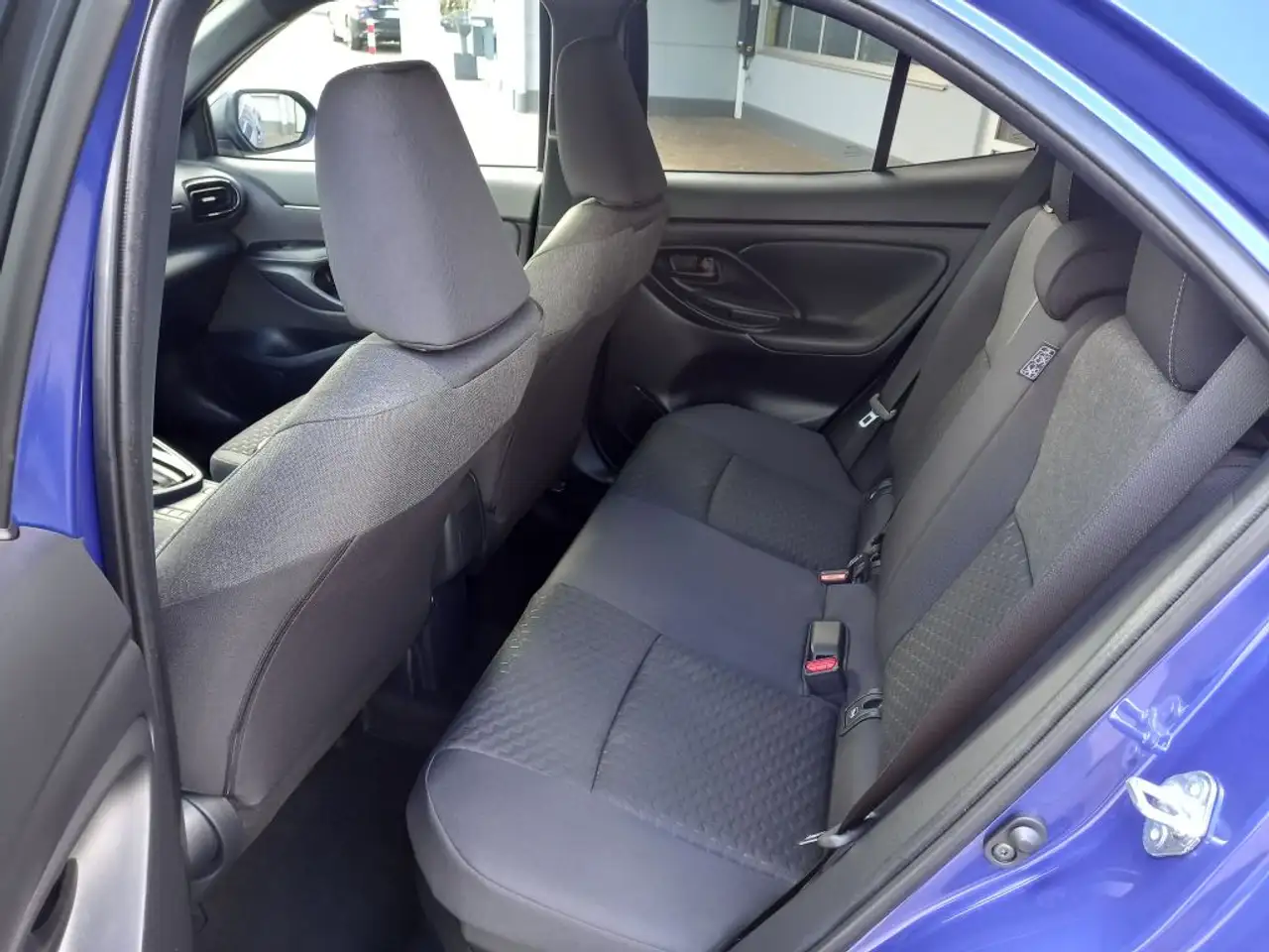Toyota Yaris Cross Hybrid 130 1.5 VVT-i Team Deutschland — Vehicle gallery 9