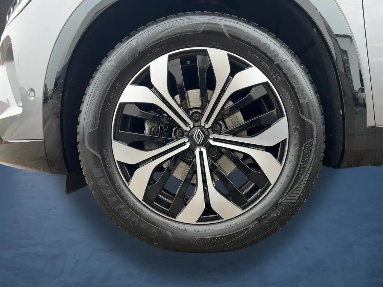 Renault Austral EVOLUTION TCe 160 AUTOMATIK SITZHEIZUNG — Galería del vehículo 22