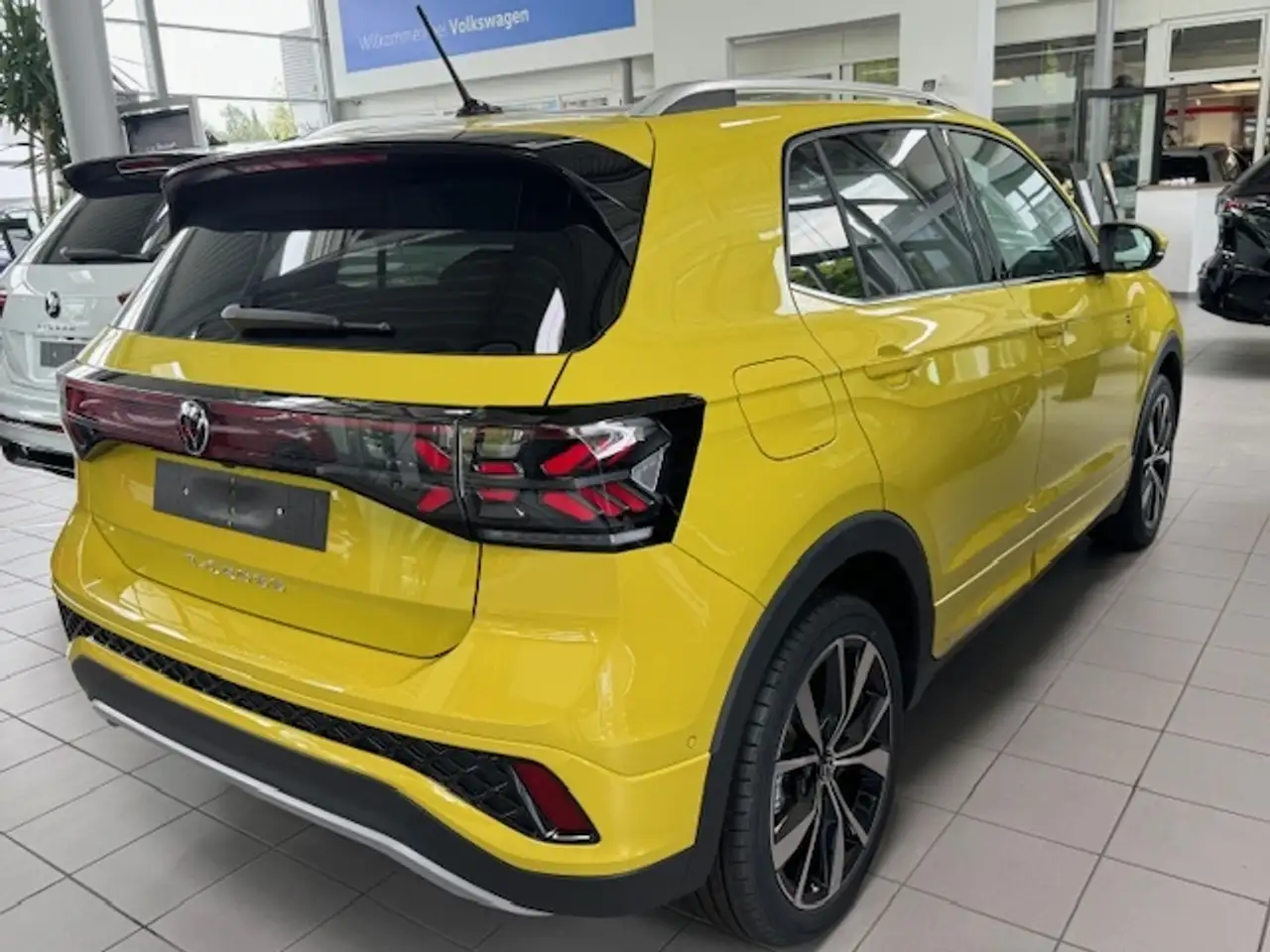 Volkswagen T-Cross 1.5 TSI R-Line AHK-abnehmbar Navi digitales Cockpi — Galerie du véhicule 5