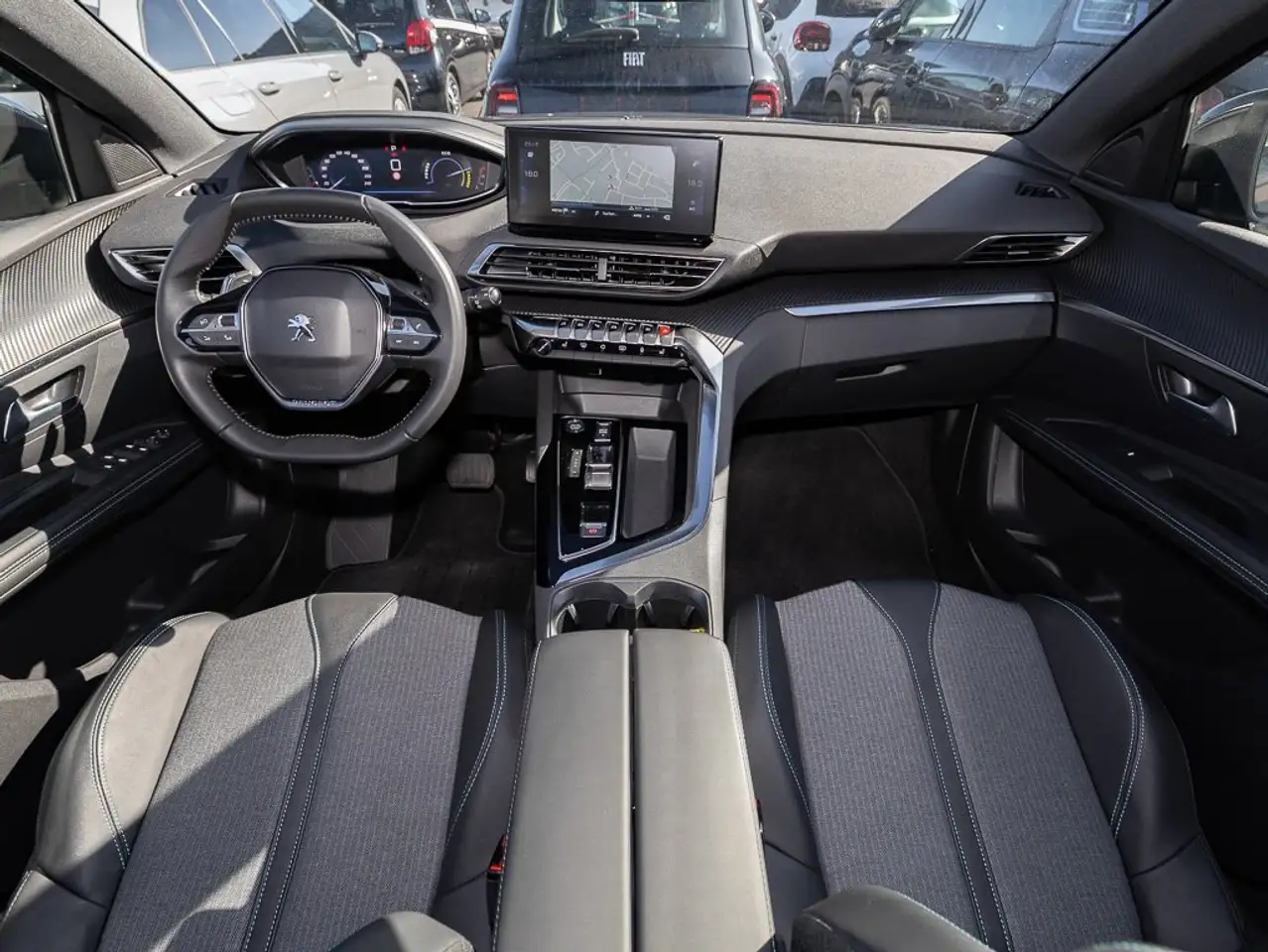 Peugeot 3008 1.2 136 A llure Pack +NAV+RFK+eFH+ISO+SHZ++ — معرض صور السيارة 11
