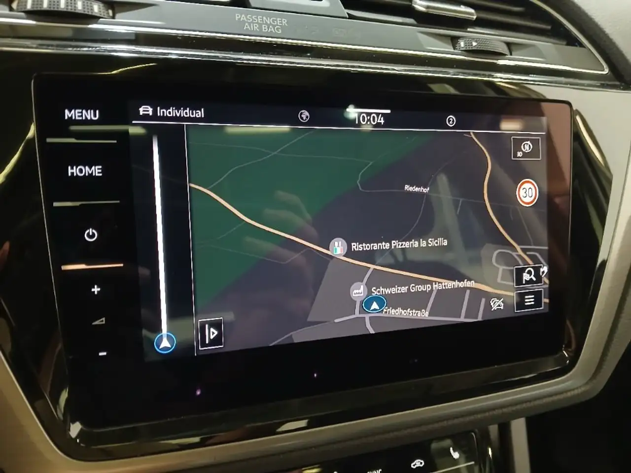 Volkswagen Touran Comfortline DYNAUDIO/AHK/PANO/RFK/ACC — Vehicle gallery 8