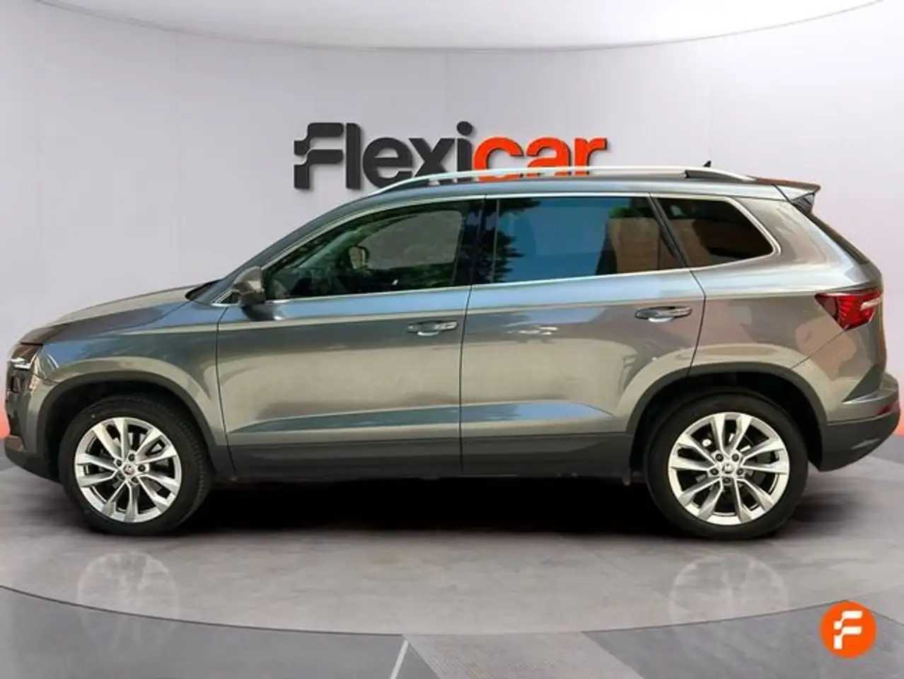 Skoda Karoq 1.5 TSI Selection ACT DSG 110KW — Vehicle gallery 3