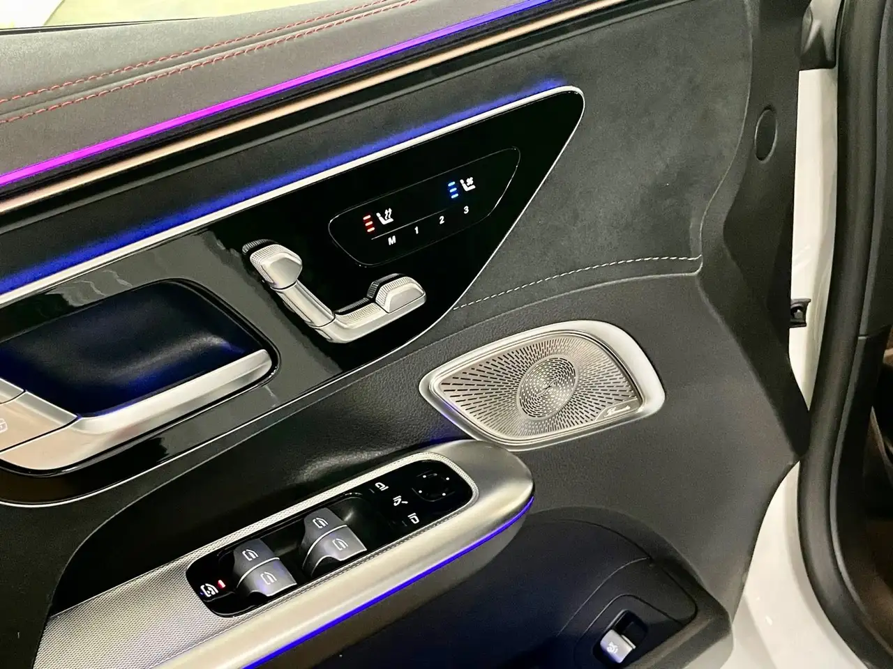 Mercedes-Benz Sonstige EQE AMG 43 4M HYPERSCREEN CARBON NIGHTPACK FULL! — Vehicle gallery 9