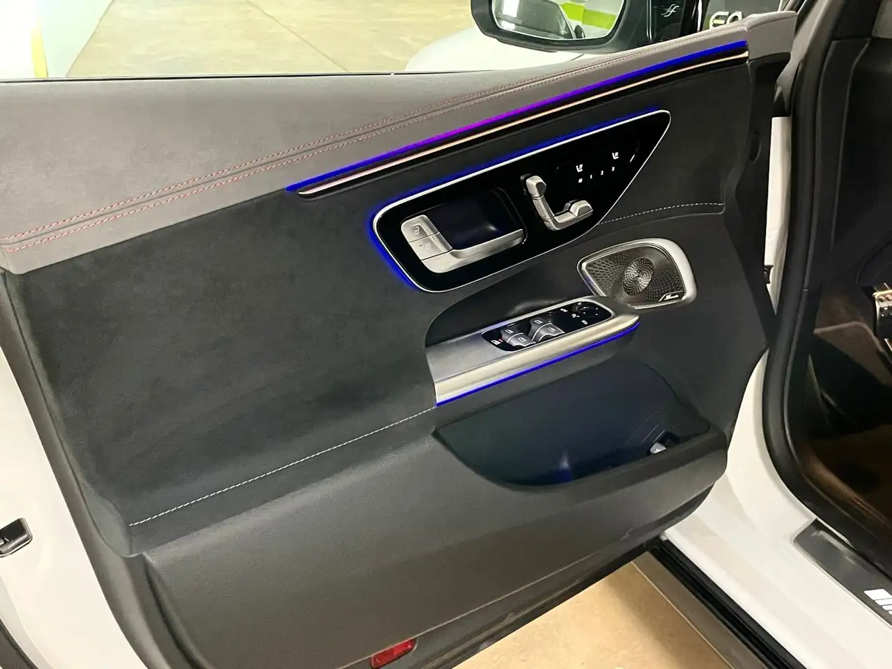 Mercedes-Benz Sonstige EQE AMG 43 4M HYPERSCREEN CARBON NIGHTPACK FULL! — Vehicle gallery 8
