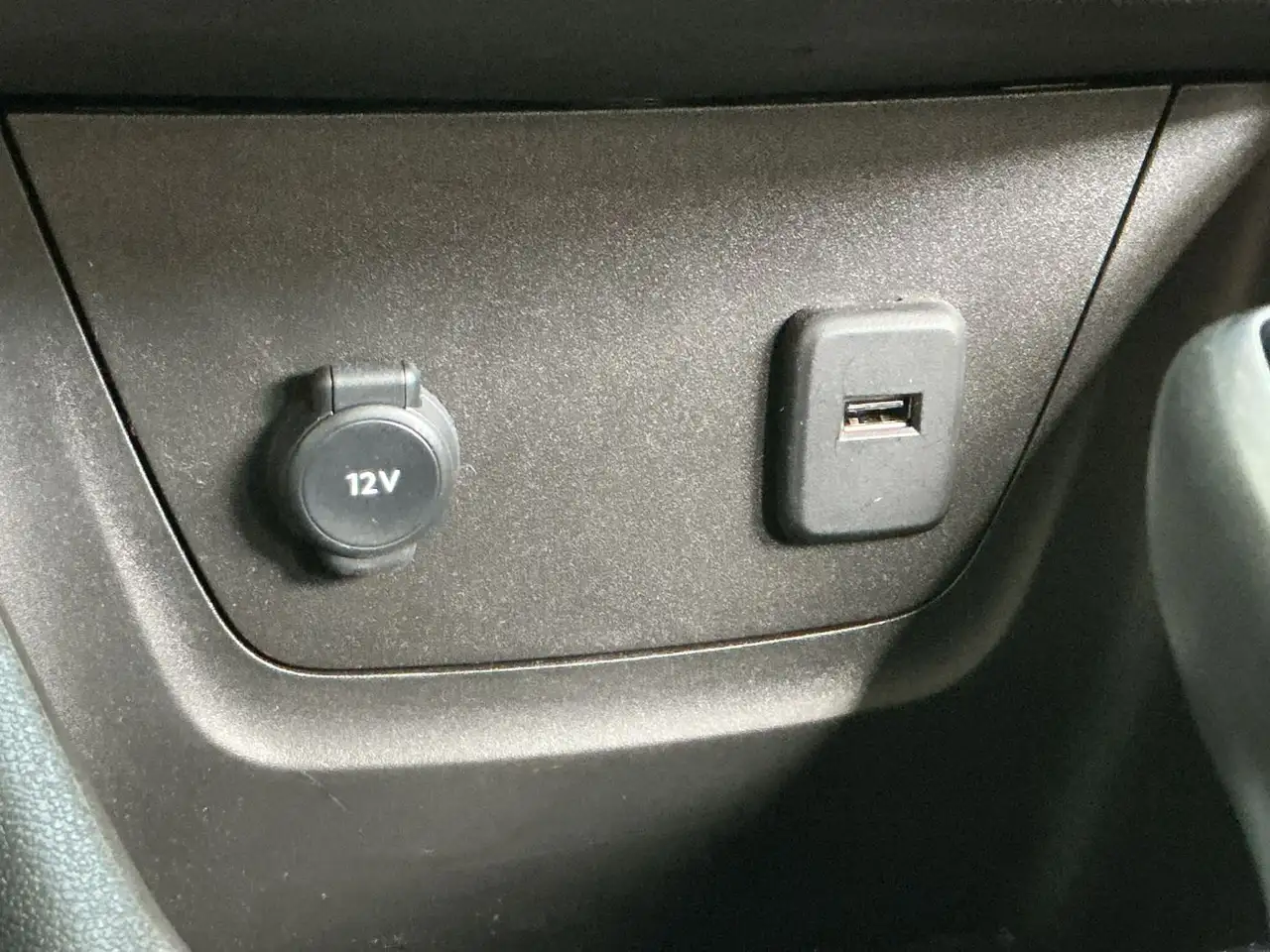 Opel Crossland 1.2 Kamera,PDC,Lenk+Sitzhzg,LED,CarPlay — Galería del vehículo 31