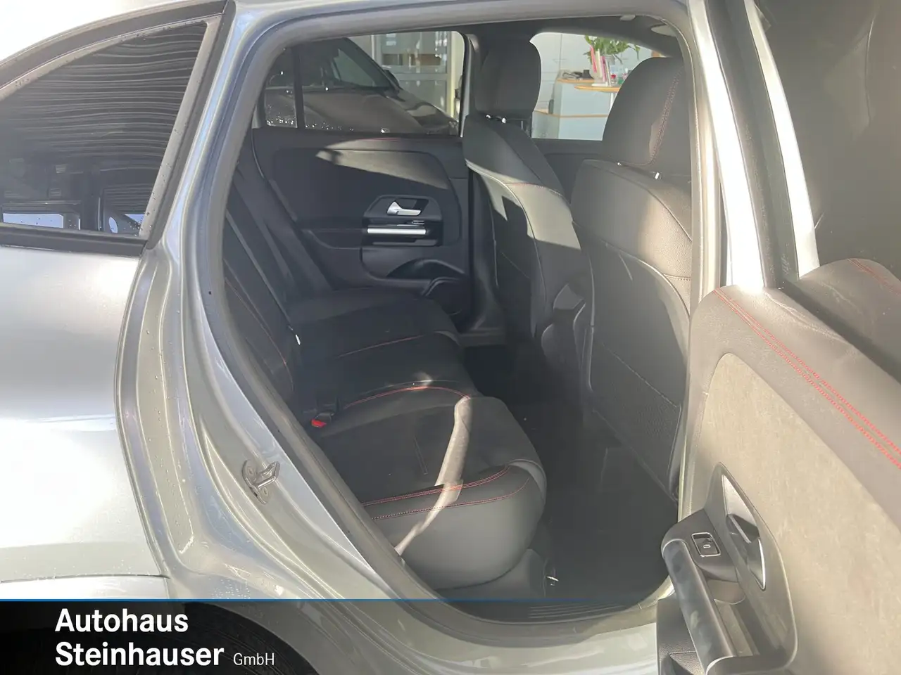 Mercedes-Benz GLA 200 GLA 200 AMG Multibeam/Night/Distronic/360 Grad LED — Galerie du véhicule 9