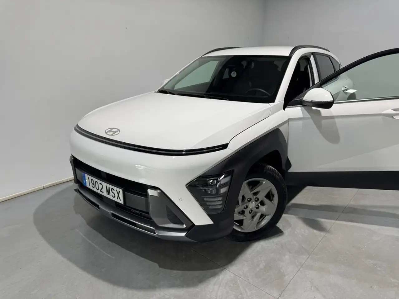 Hyundai KONA 1.0 TGDI Tecno 4x2 — Vehicle gallery 3