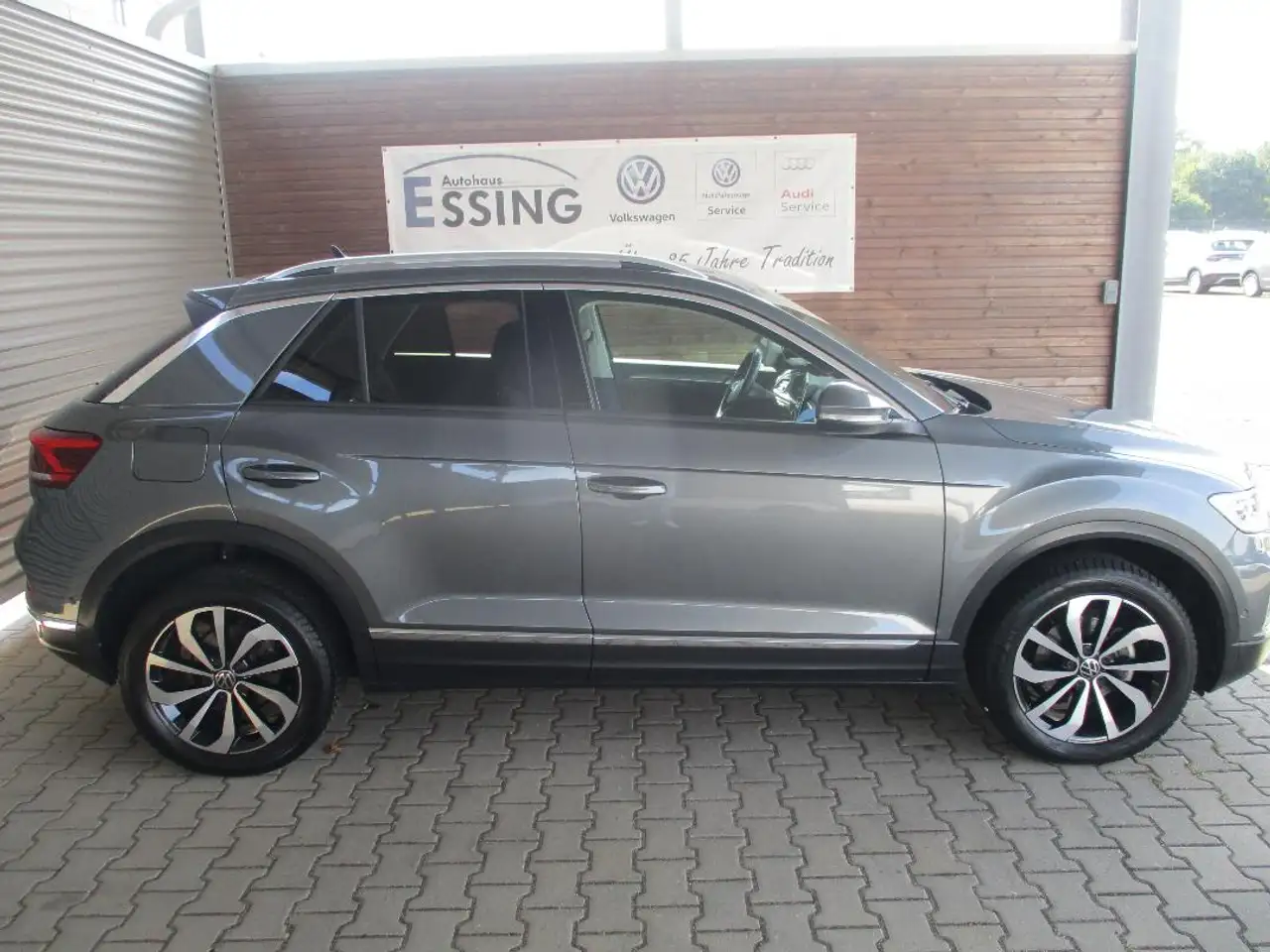 Volkswagen T-Roc Style TSI Keyless,ACC 2,99% Finanzierung — Galería del vehículo 8
