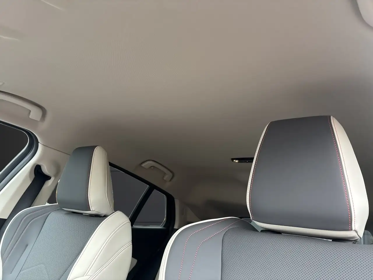 BMW X2 sDrive20i NP 53.229,- PremiumPaket HiFi Aktivsitz — Vehicle gallery 13