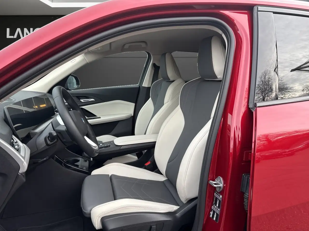 BMW X2 sDrive20i NP 53.229,- PremiumPaket HiFi Aktivsitz — Vehicle gallery 10