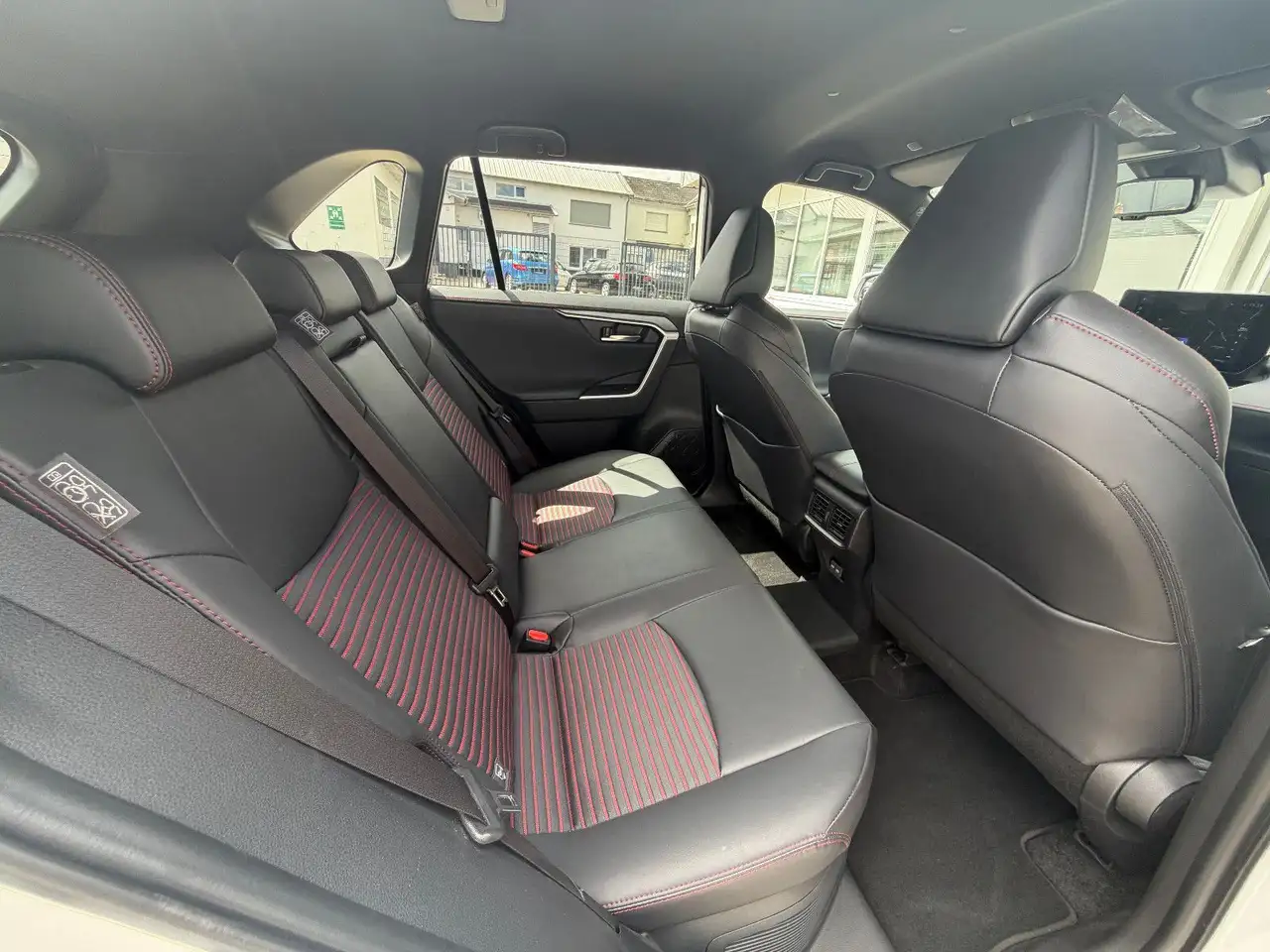 Suzuki Across 2.5 Plug-In Hybrid Comfort+ E-Four/ACC/ — Vehicle gallery 31