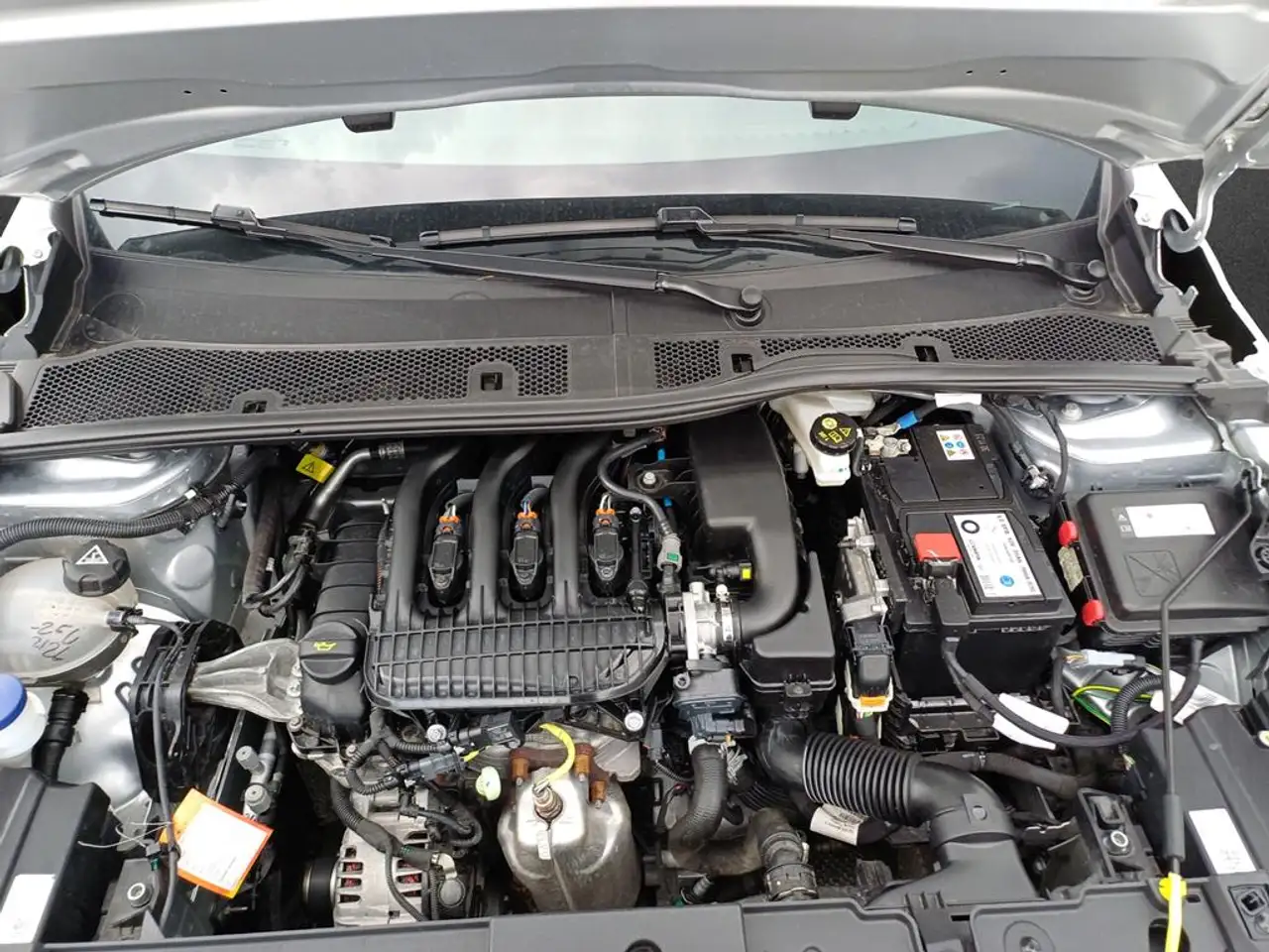 Opel Corsa . 1.2 55 kW (75 — Vehicle gallery 5