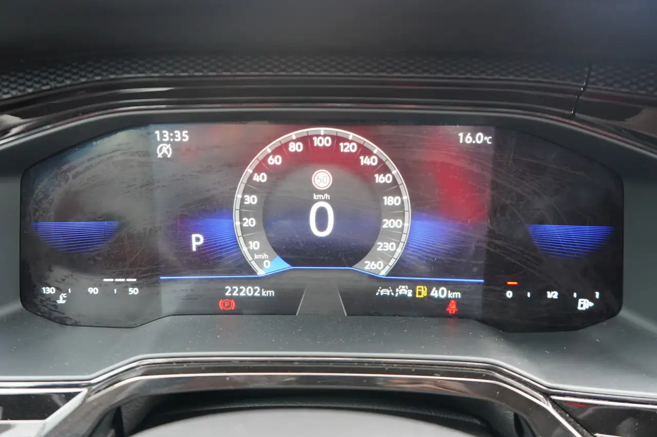 Volkswagen Polo 1.0 DSG Life LED DAB PDC Virtual Cockpit — Vehicle gallery 23