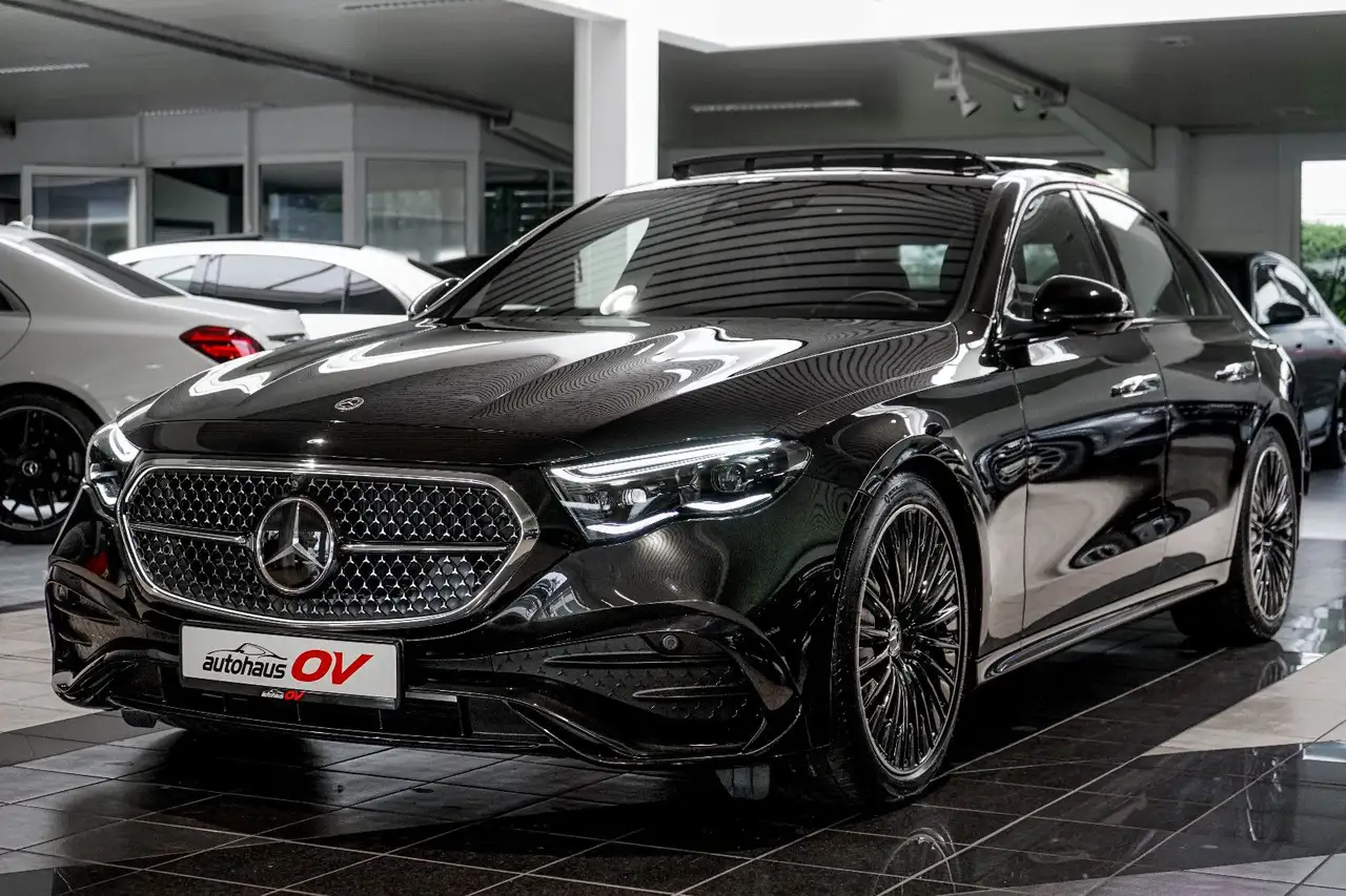Mercedes-Benz E 300 e 4M AMG Premium*H-Lenkung*Hyperscre*Panora — Galerie du véhicule 7