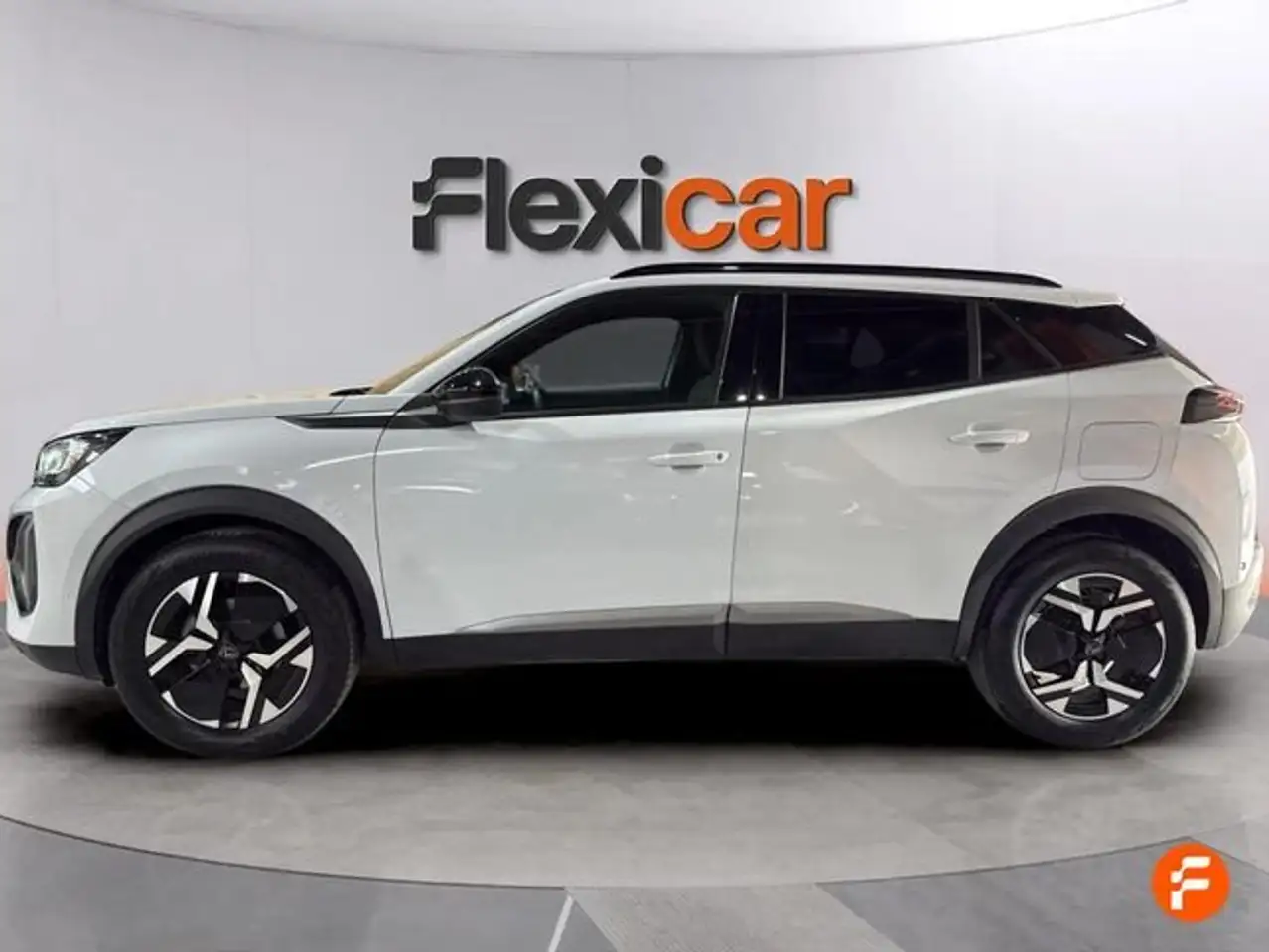 Peugeot 2008 1.2 PureTech S&S Allure EAT8 130 — Vehicle gallery 4