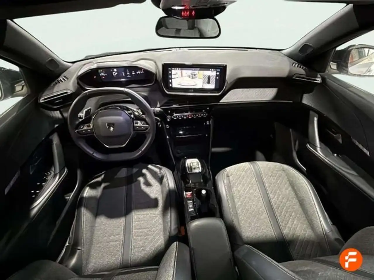 Peugeot 2008 1.2 PureTech S&S Allure EAT8 130 — Vehicle gallery 10