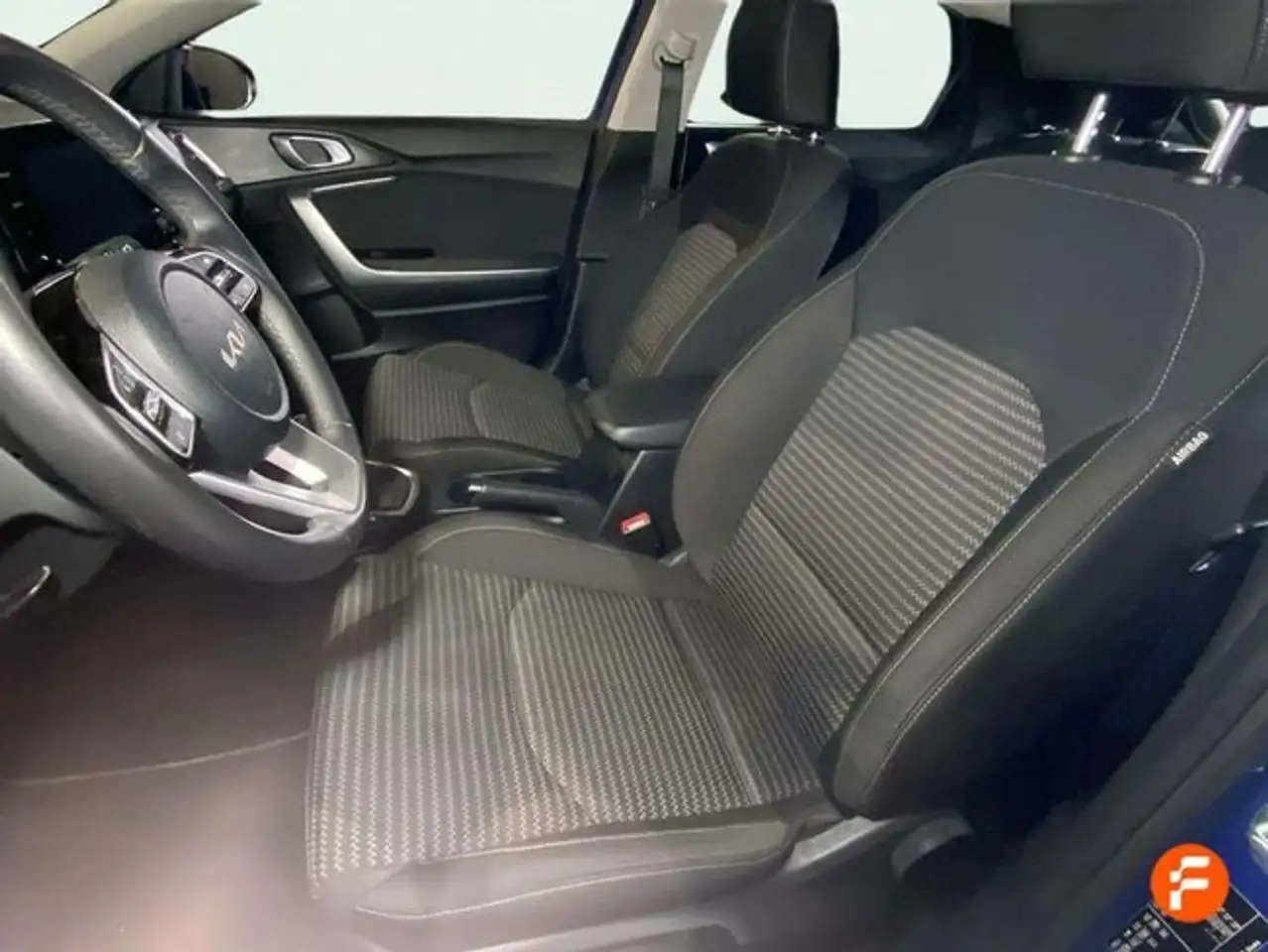 Kia XCeed 1.0 T-GDi Concept — معرض صور السيارة 33