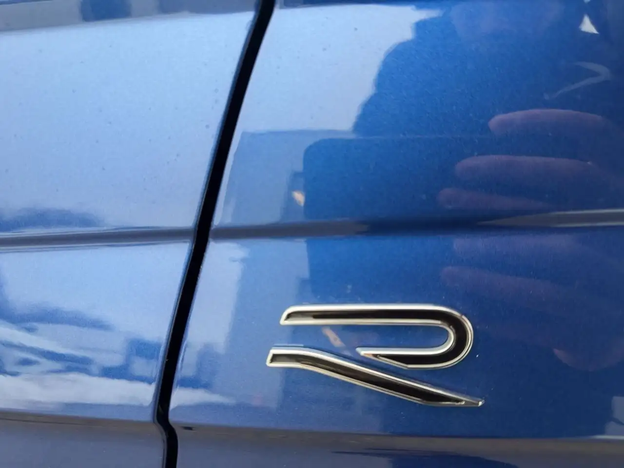Volkswagen Taigo 1.5 TSI DSG R-Line ACC Navi Kamera Keyless — معرض صور السيارة 19