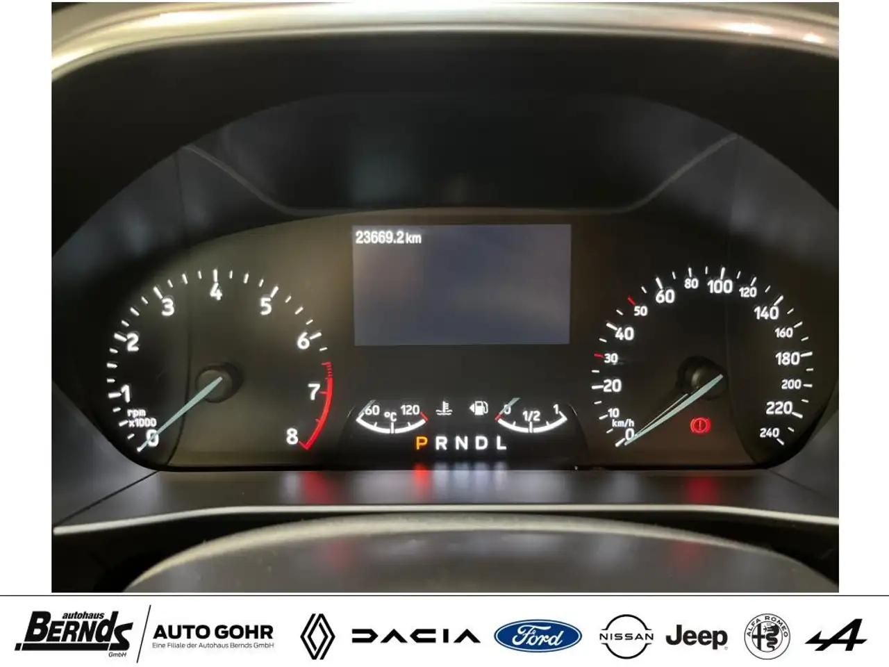 Ford Focus T 1.0 EcoB. Hybr. Aut. TITANIUM Matrix LED SYNC 4 — معرض صور السيارة 14