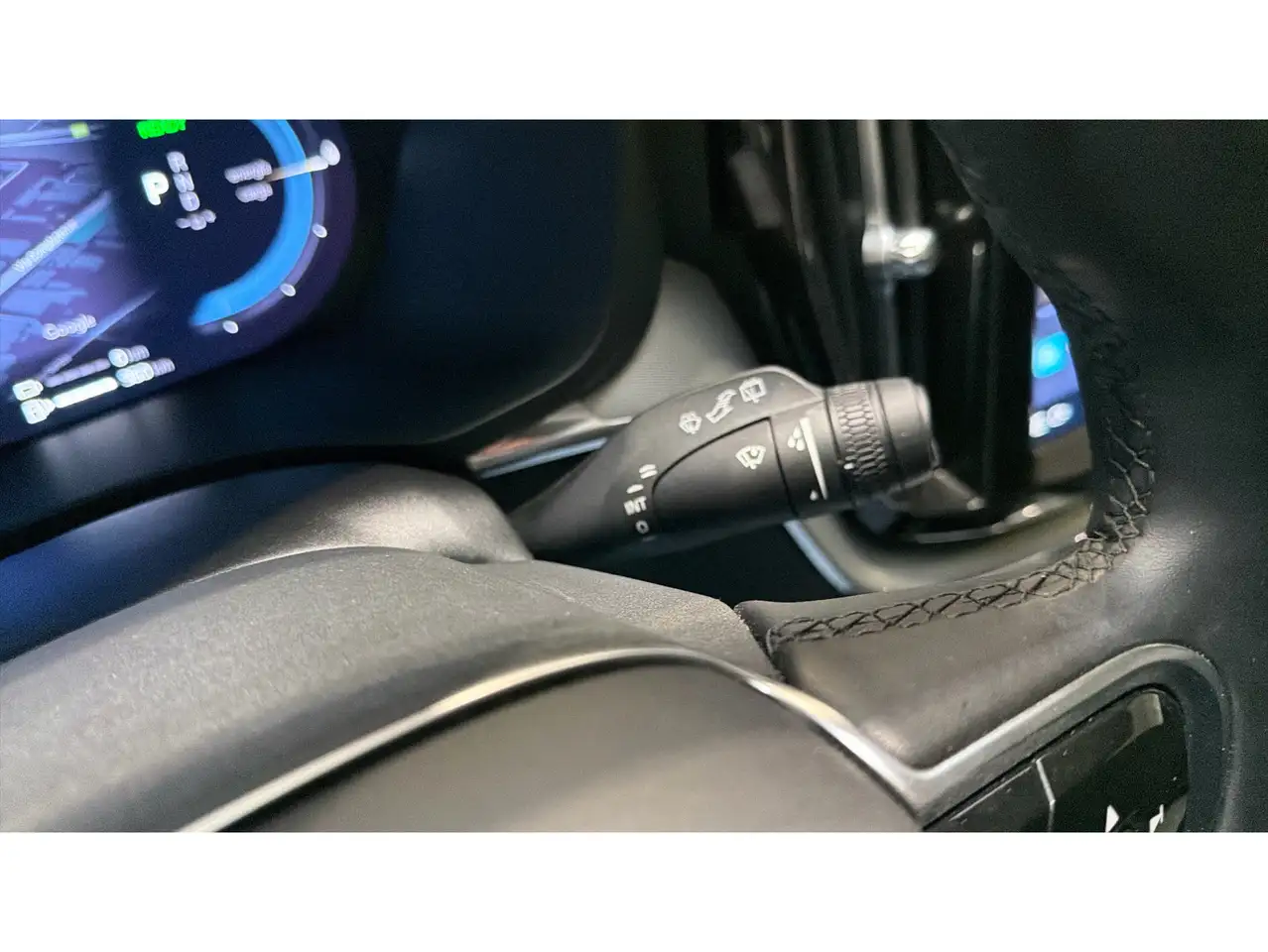 Volvo XC60 T6 Recharge Plus Bright — Galería del vehículo 21