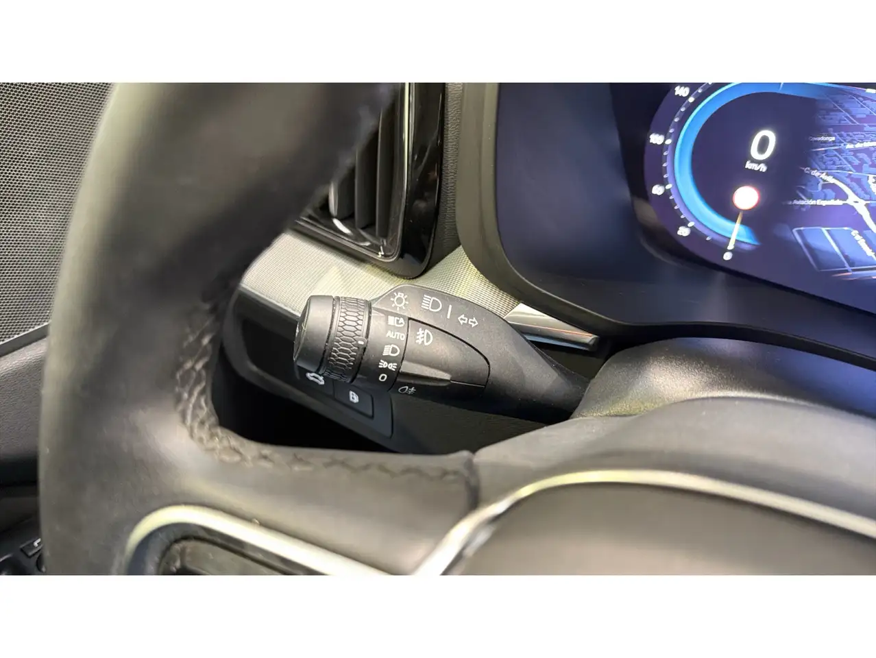 Volvo XC60 T6 Recharge Plus Bright — Galería del vehículo 18