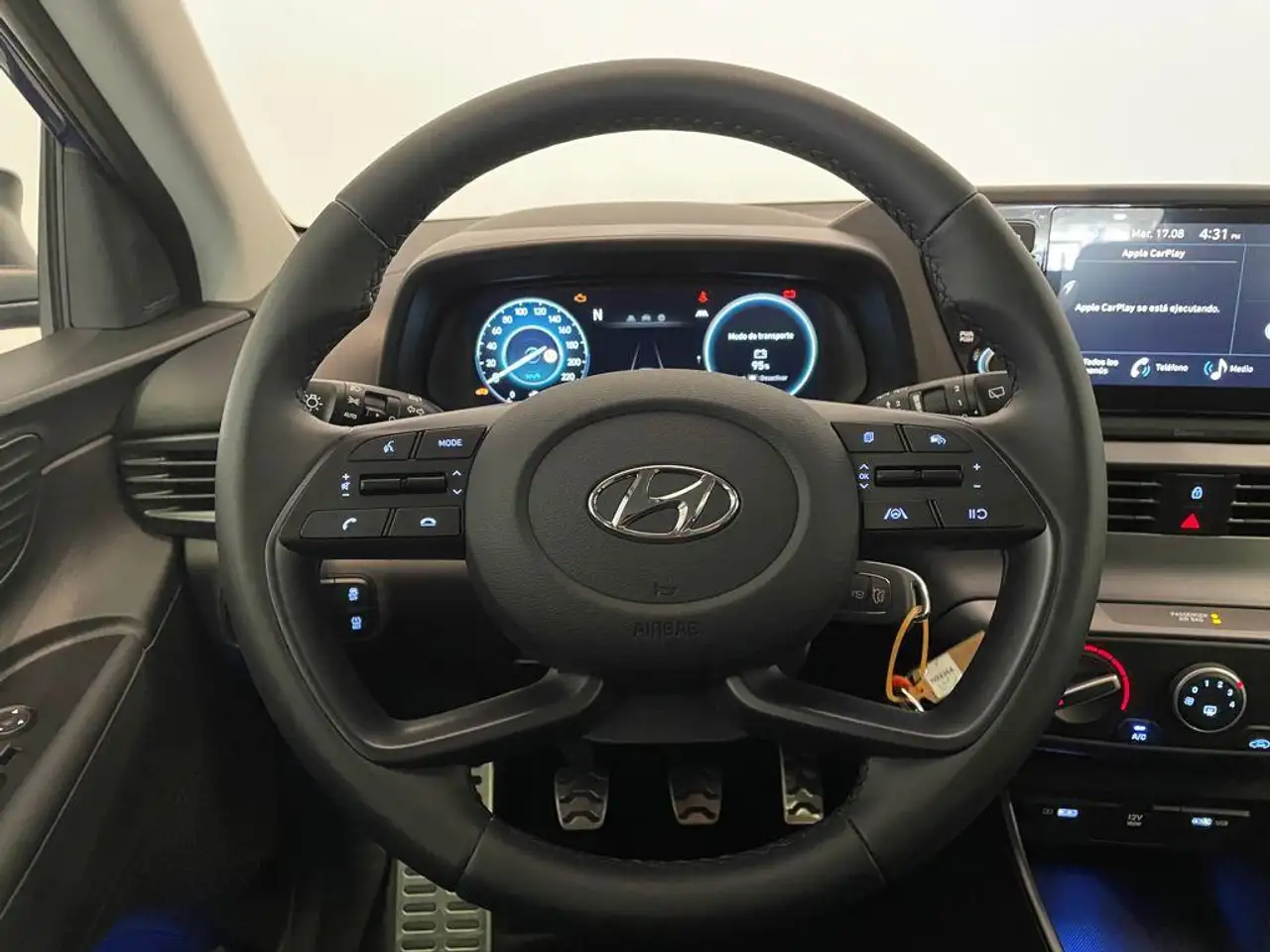 Hyundai BAYON MAXX 1.2 MPI 84CV SEMINUEVO — معرض صور السيارة 29