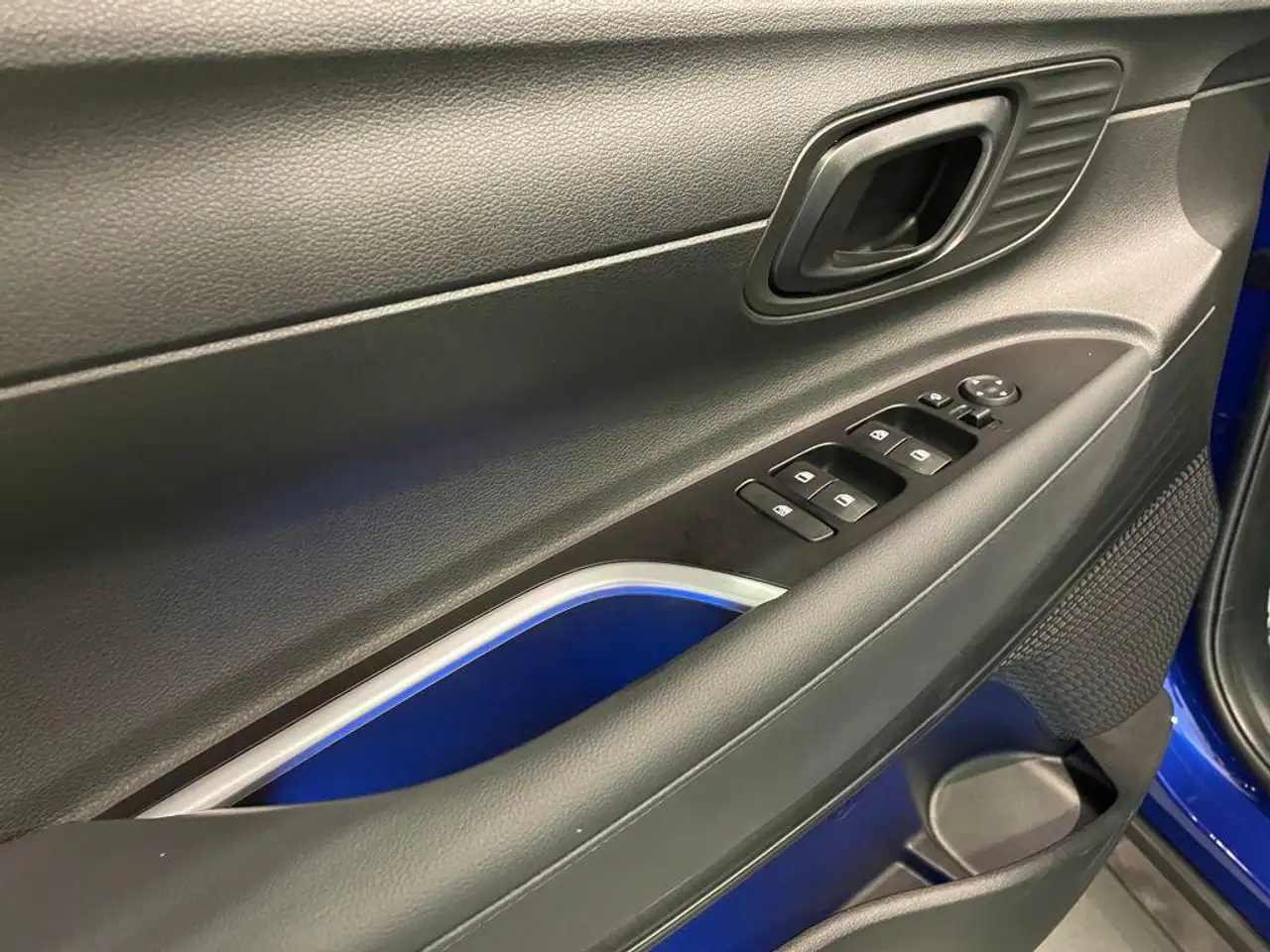 Hyundai BAYON MAXX 1.2 MPI 84CV SEMINUEVO — معرض صور السيارة 22