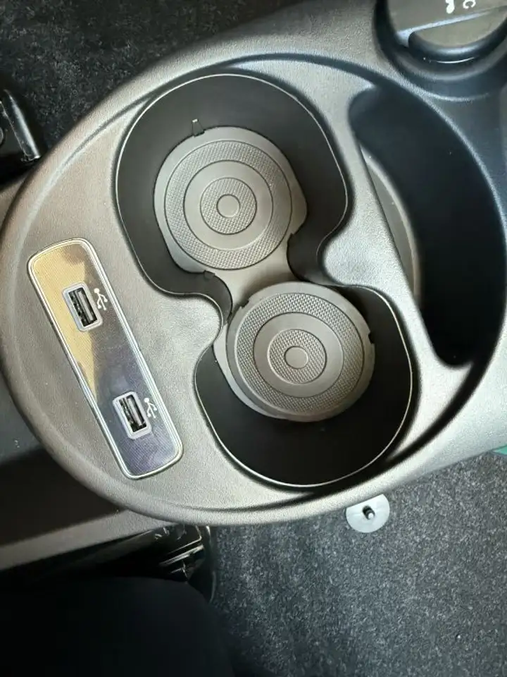 Fiat 500 C 1.0 GSE Hybrid Dolcevita — معرض صور السيارة 23