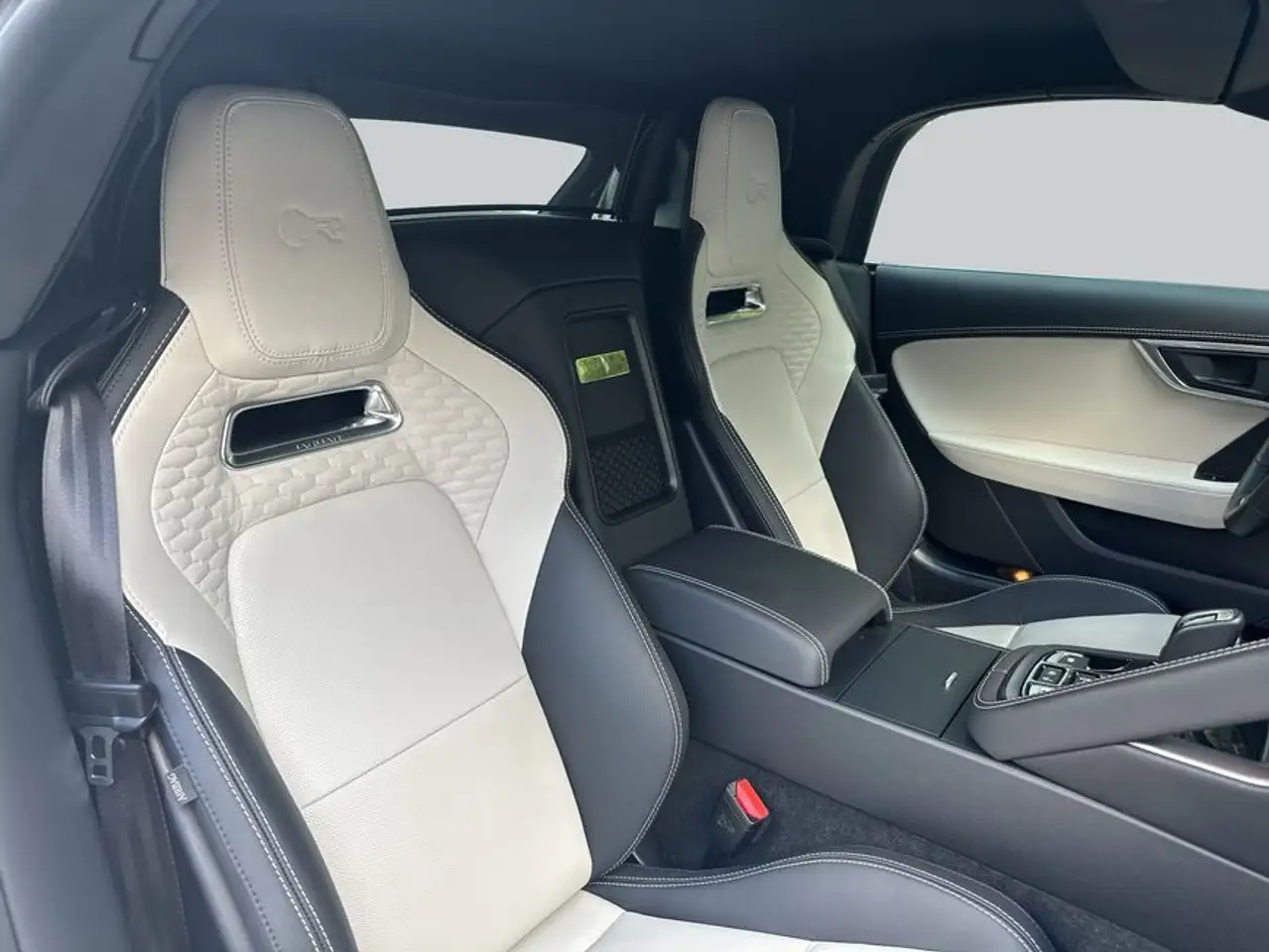 Jaguar F-Type Cabrio P575 AWD R *ALPINE RALLY EDITION* — Galería del vehículo 5