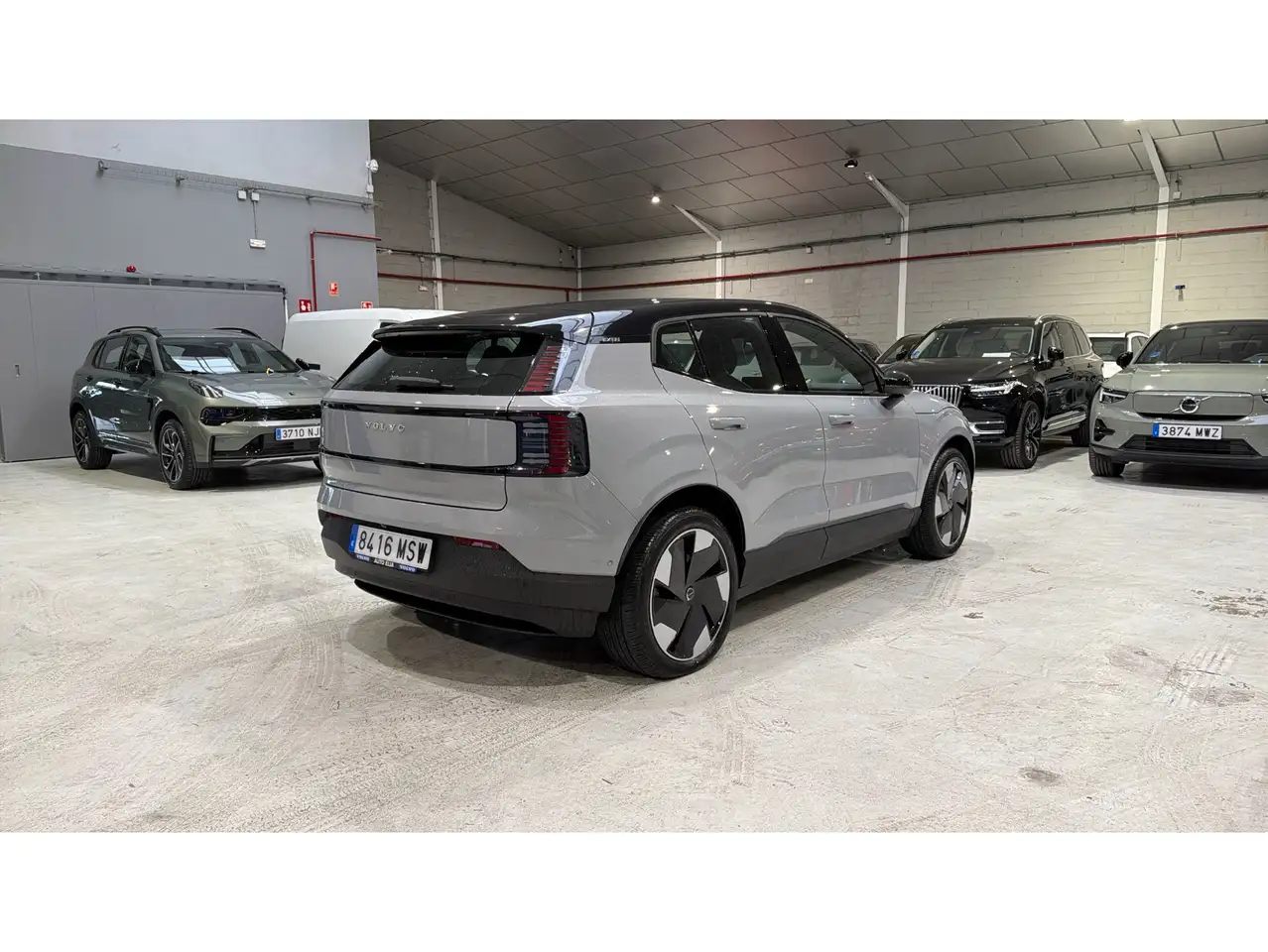 Volvo EX30 Single Motor Extended Range Ultra Auto — Galería del vehículo 32