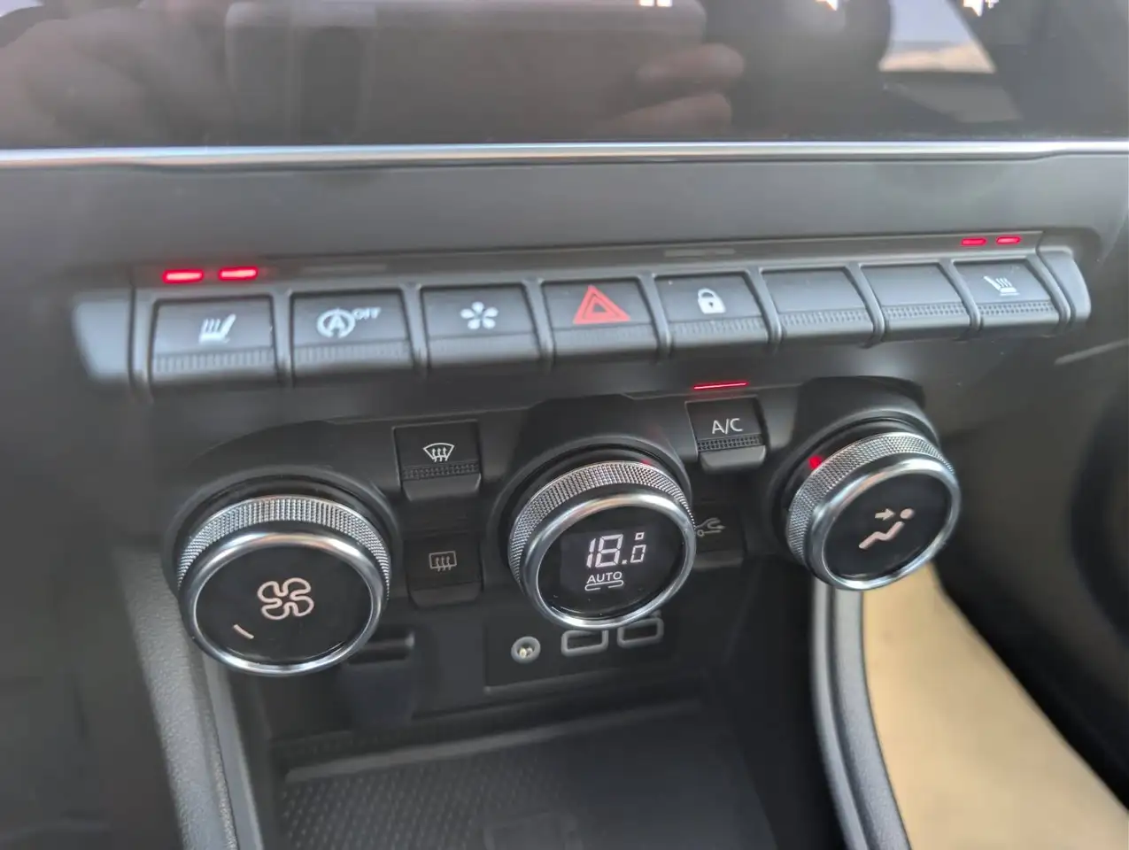 Renault Captur Techno — معرض صور السيارة 20