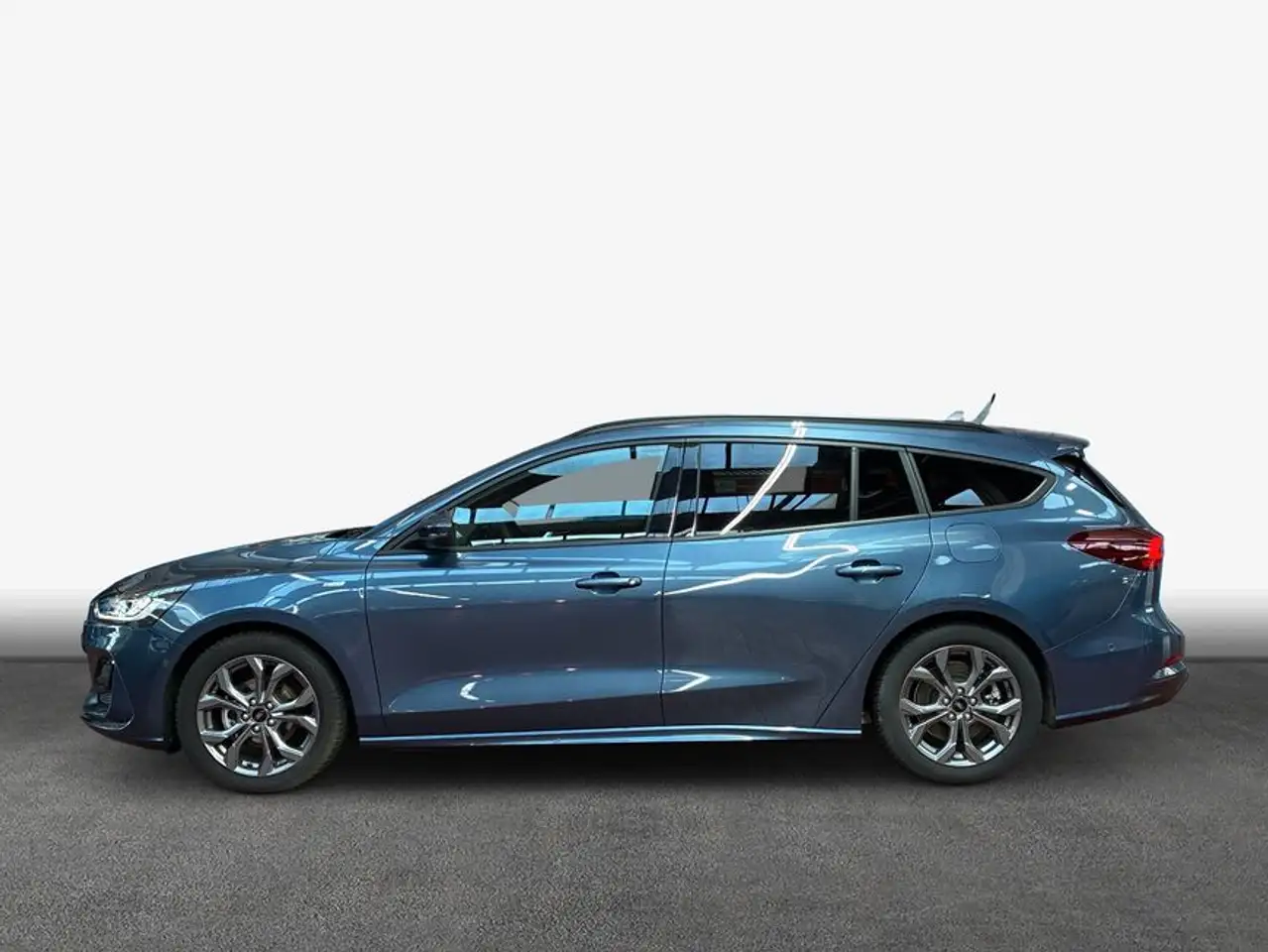 Ford Focus Turnier 1.0 EcoBoost Hybrid ST-LINE X — Galerie du véhicule 4