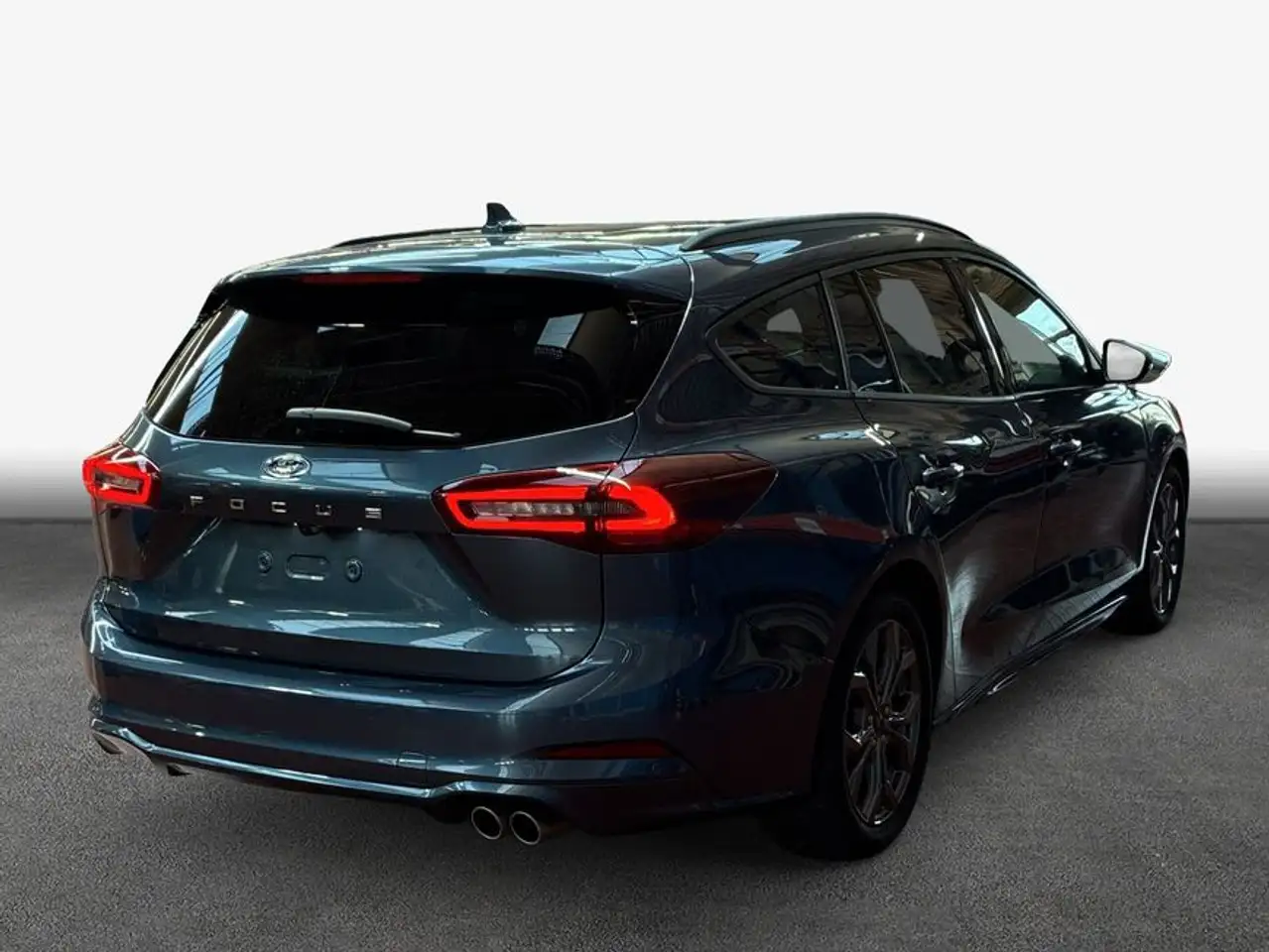 Ford Focus Turnier 1.0 EcoBoost Hybrid ST-LINE X — Galerie du véhicule 2