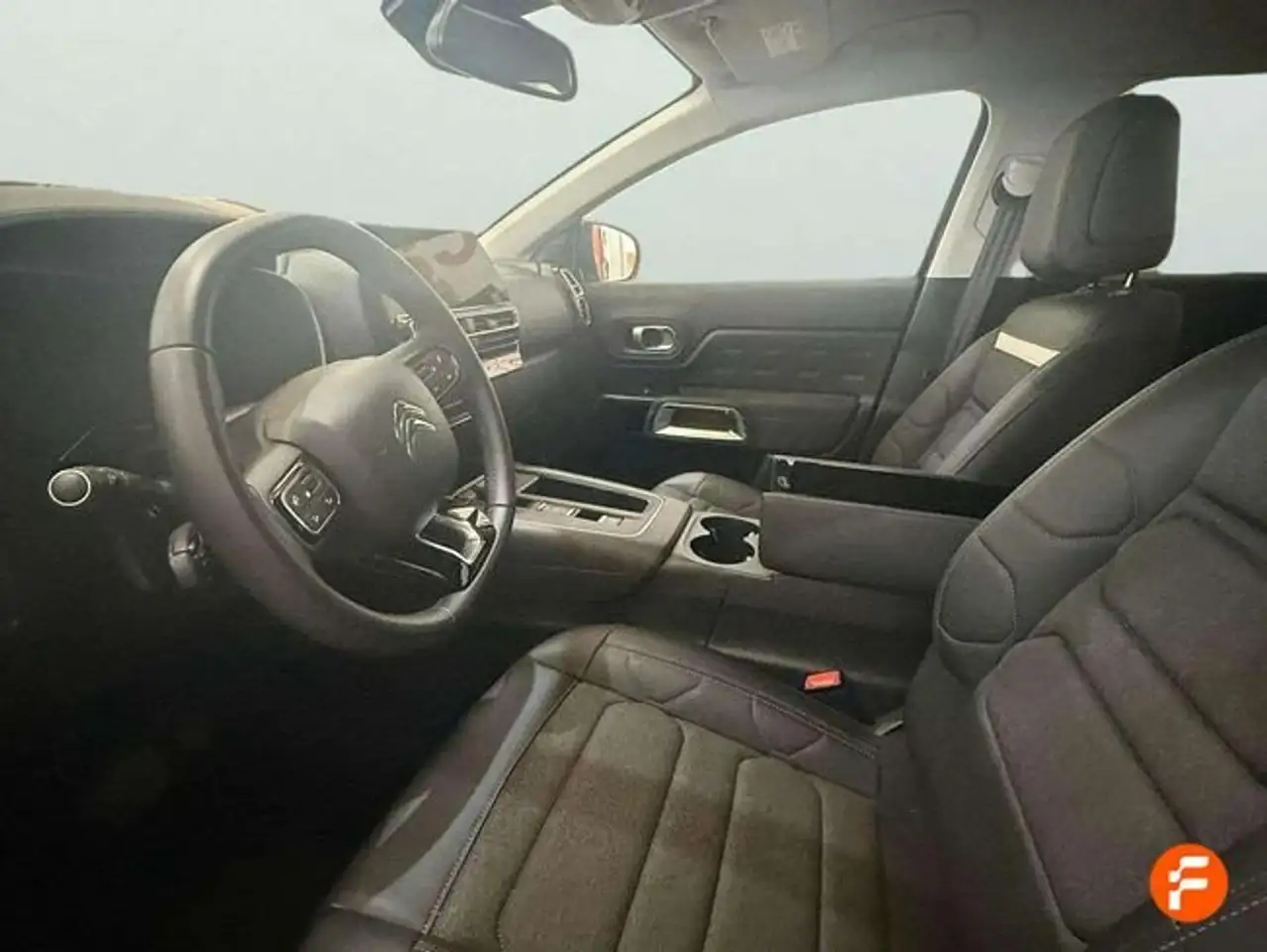 Citroen C5 Aircross HYBRID 100kW (136CV) e-DCS6 Plus — Galerie du véhicule 18