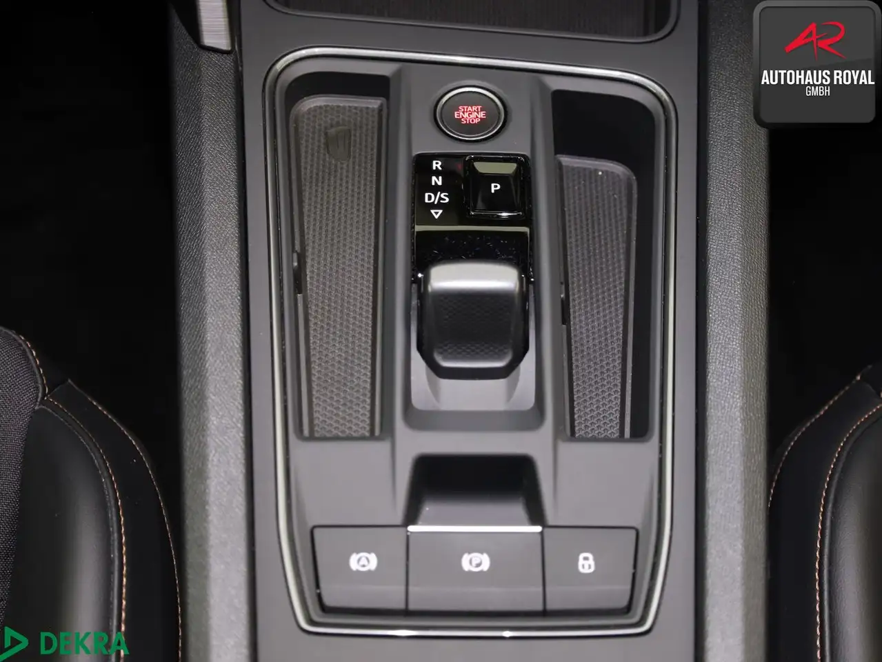 CUPRA Leon 2.0 TSI VZ KAMERA,ACC,PARKLENK,TOTWINKEL,SH — معرض صور السيارة 21