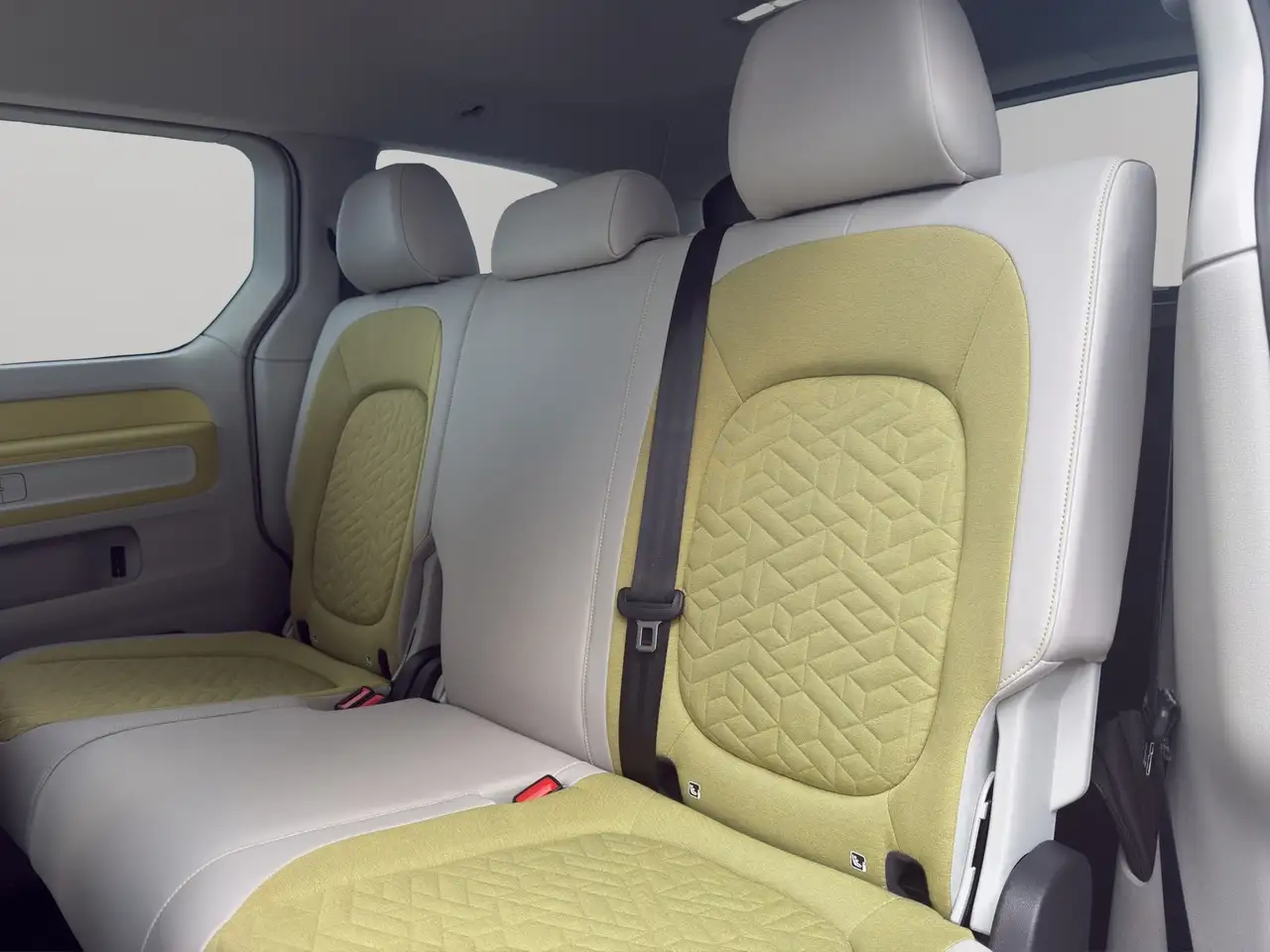 Volkswagen ID. Buzz Pro kurzer Radstand 210 kW (286 PS) Heckantrieb... — معرض صور السيارة 13