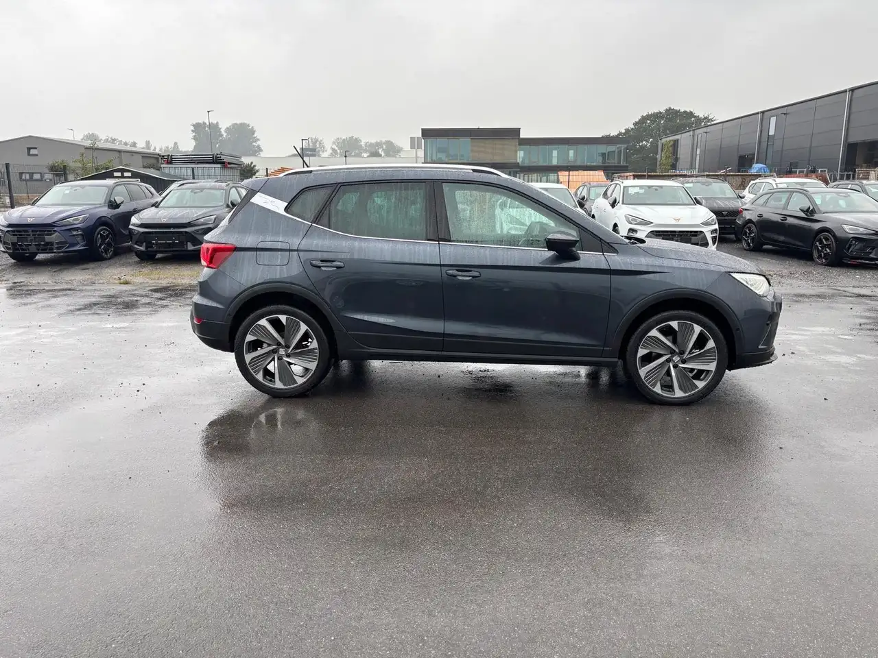 SEAT Arona FR 1.0 TSI DSG NAVI TOTW. ACC SITZ. 18"LM — Galería del vehículo 5