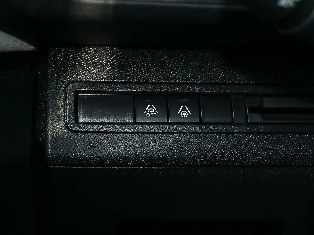 Peugeot 3008 1.2 136 GT ACC/Kam./KeyLess/KlimaA/2xKlima — Galerie du véhicule 16