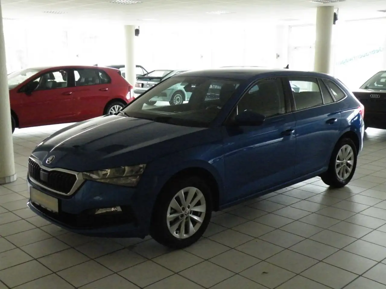 Skoda Scala Ambition Klima Navi Rückfahrkamera Sitzheizung — Vehicle gallery 2