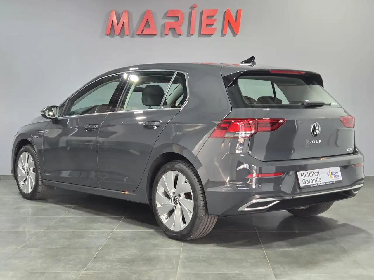 Volkswagen Golf 8 1.5 eTSI DSG*LED*VIRTUAL*ACC*PDC*SITZHZG — Vehicle gallery 6