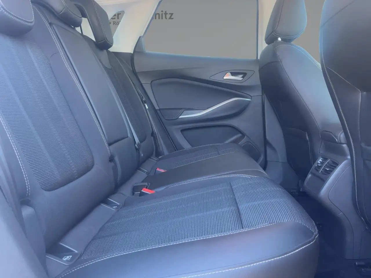 Opel Grandland 1.2 Enjoy StylePaket/LED/SHZ/LHZ/Kamera — Vehicle gallery 11