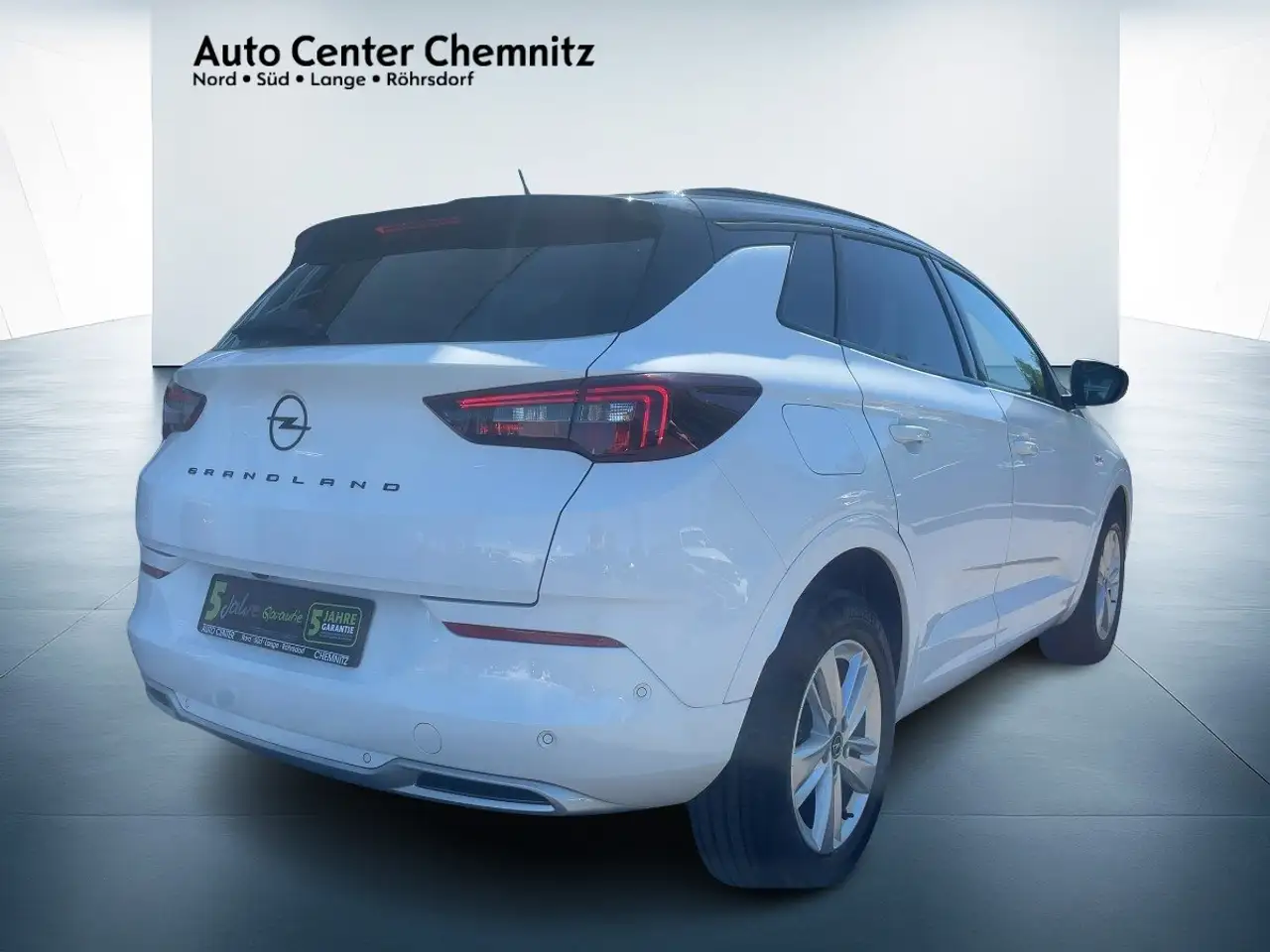 Opel Grandland 1.2 Enjoy StylePaket/LED/SHZ/LHZ/Kamera — Vehicle gallery 5