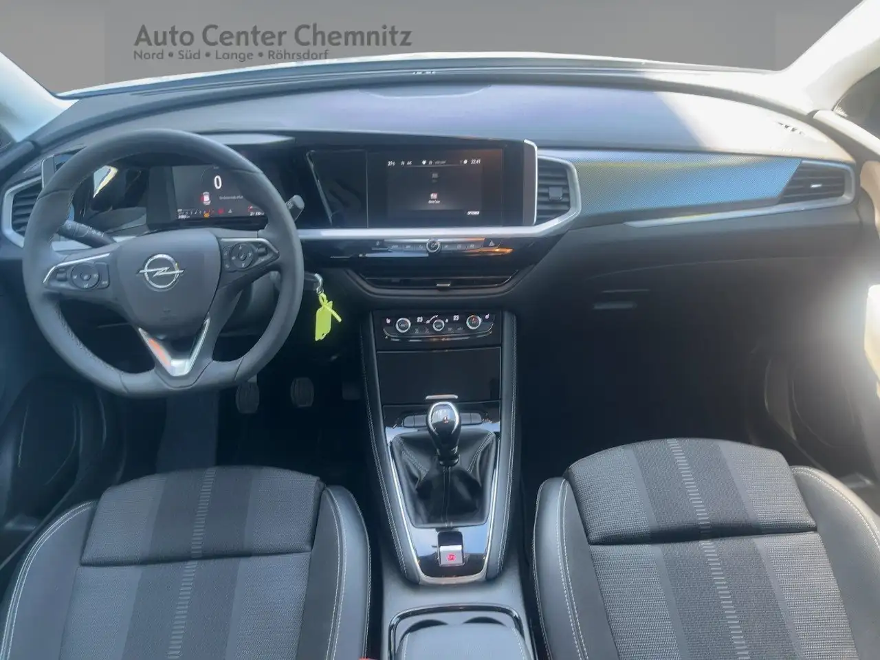 Opel Grandland 1.2 Enjoy StylePaket/LED/SHZ/LHZ/Kamera — Vehicle gallery 12