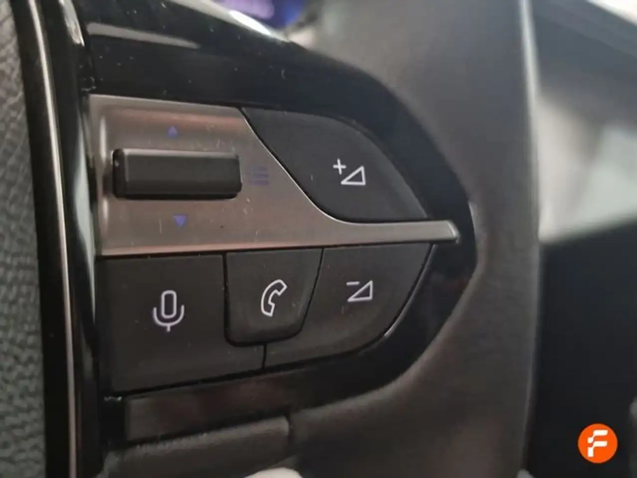 Peugeot 308 1.2 PureTech S&S Allure 130 — معرض صور السيارة 19
