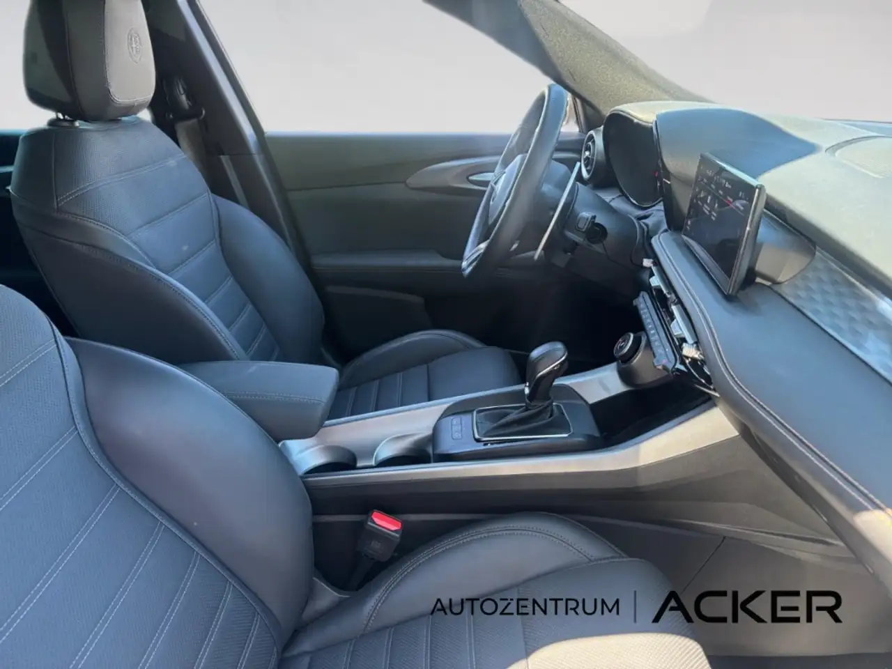 Alfa Romeo Tonale Veloce Plug-In-Hybrid AWD AT. 360Kam -48%* — Galería del vehículo 9